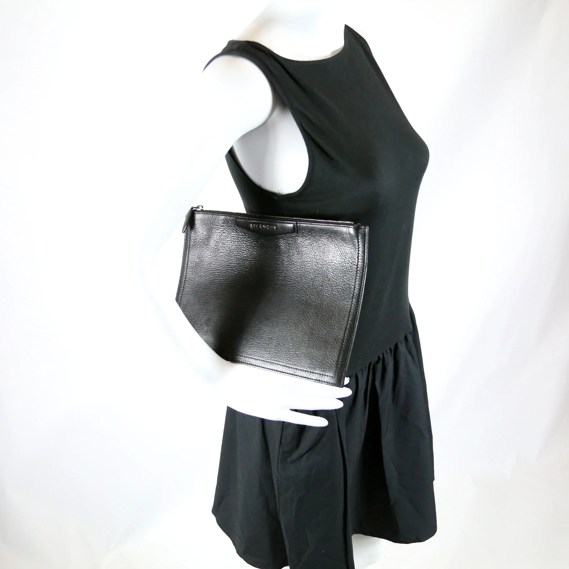Antigona Large Flat Zip Pouch - Image 10
