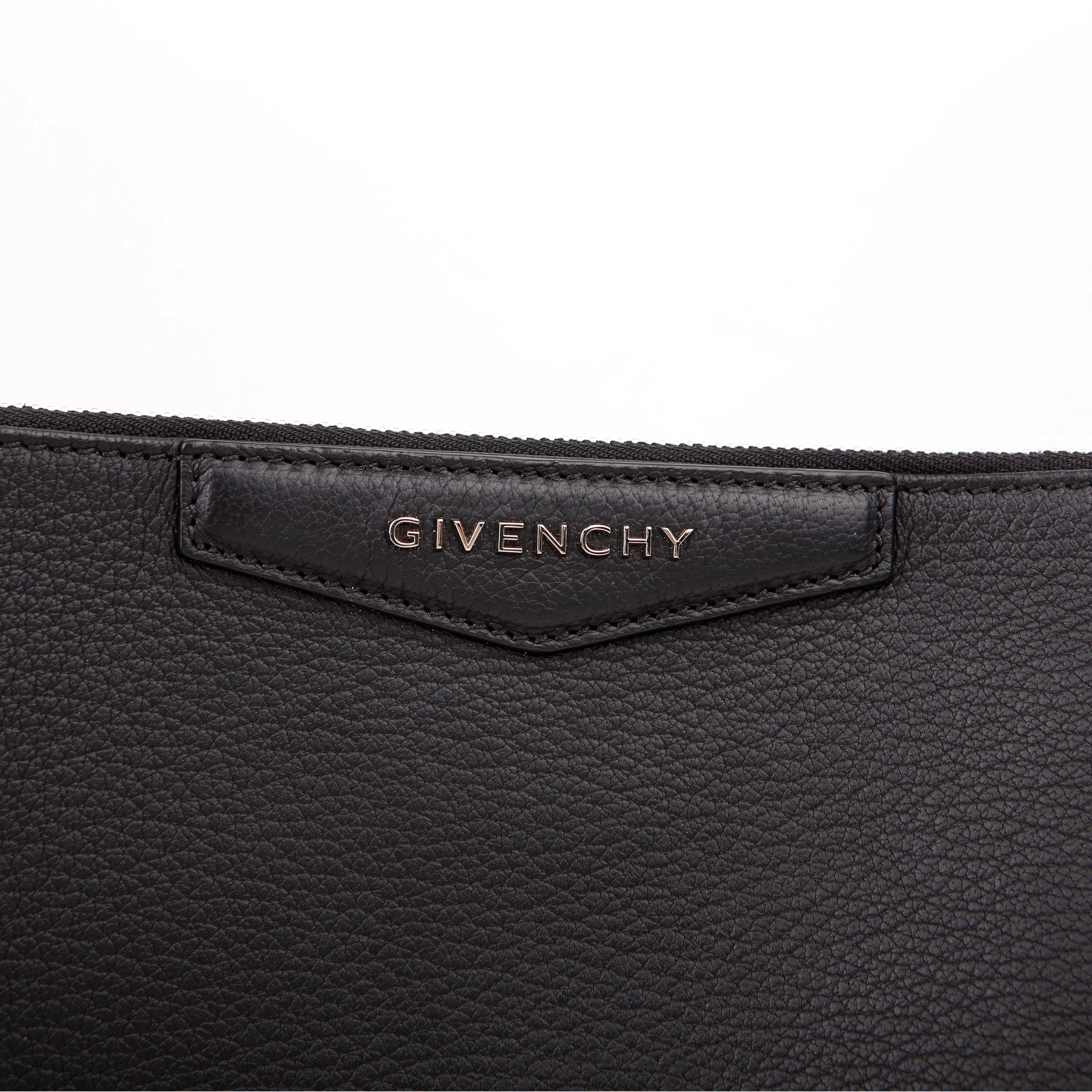 Antigona Large Flat Zip Pouch Black - Image 7