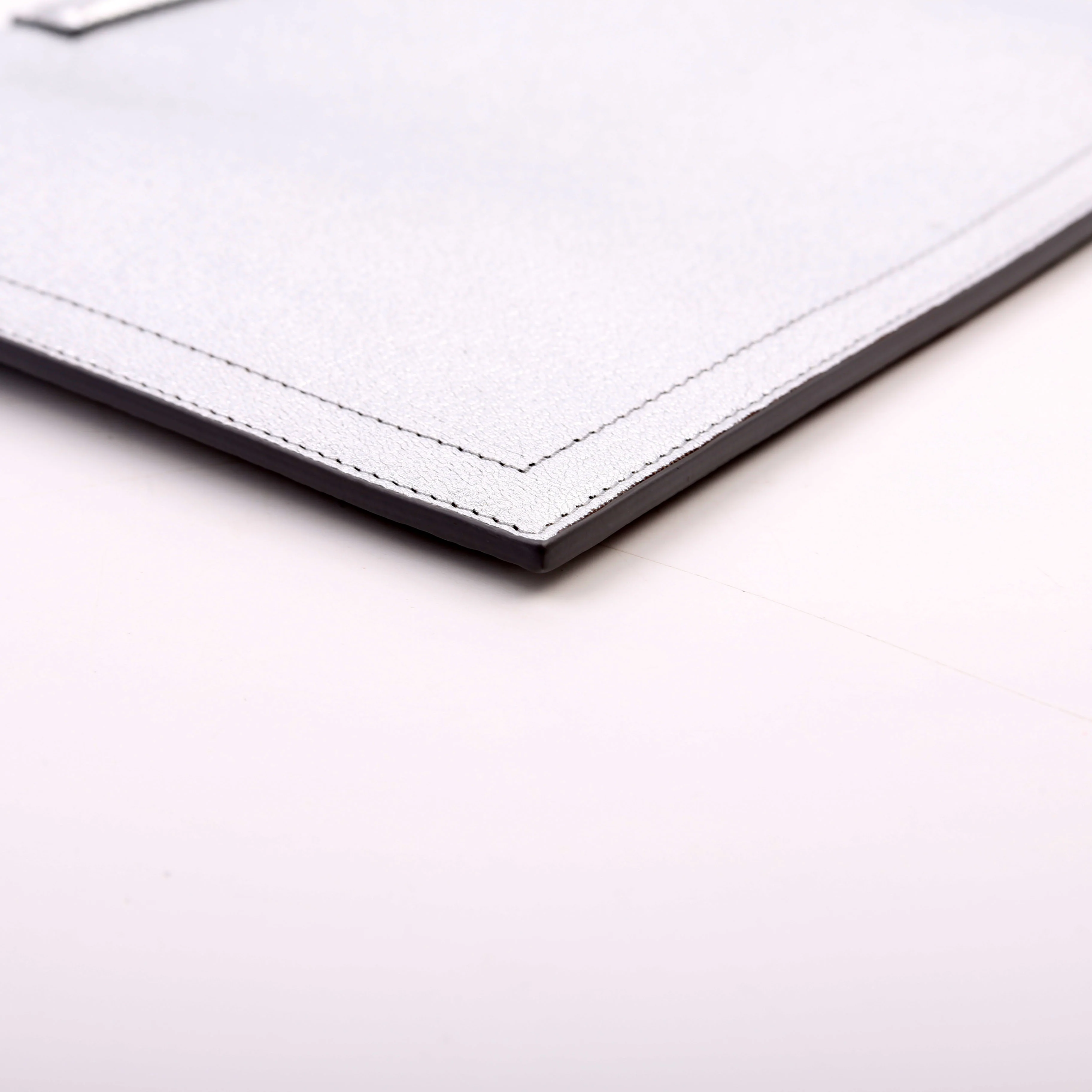 Antigona Large Flat Zip Pouch Silver - Image 5