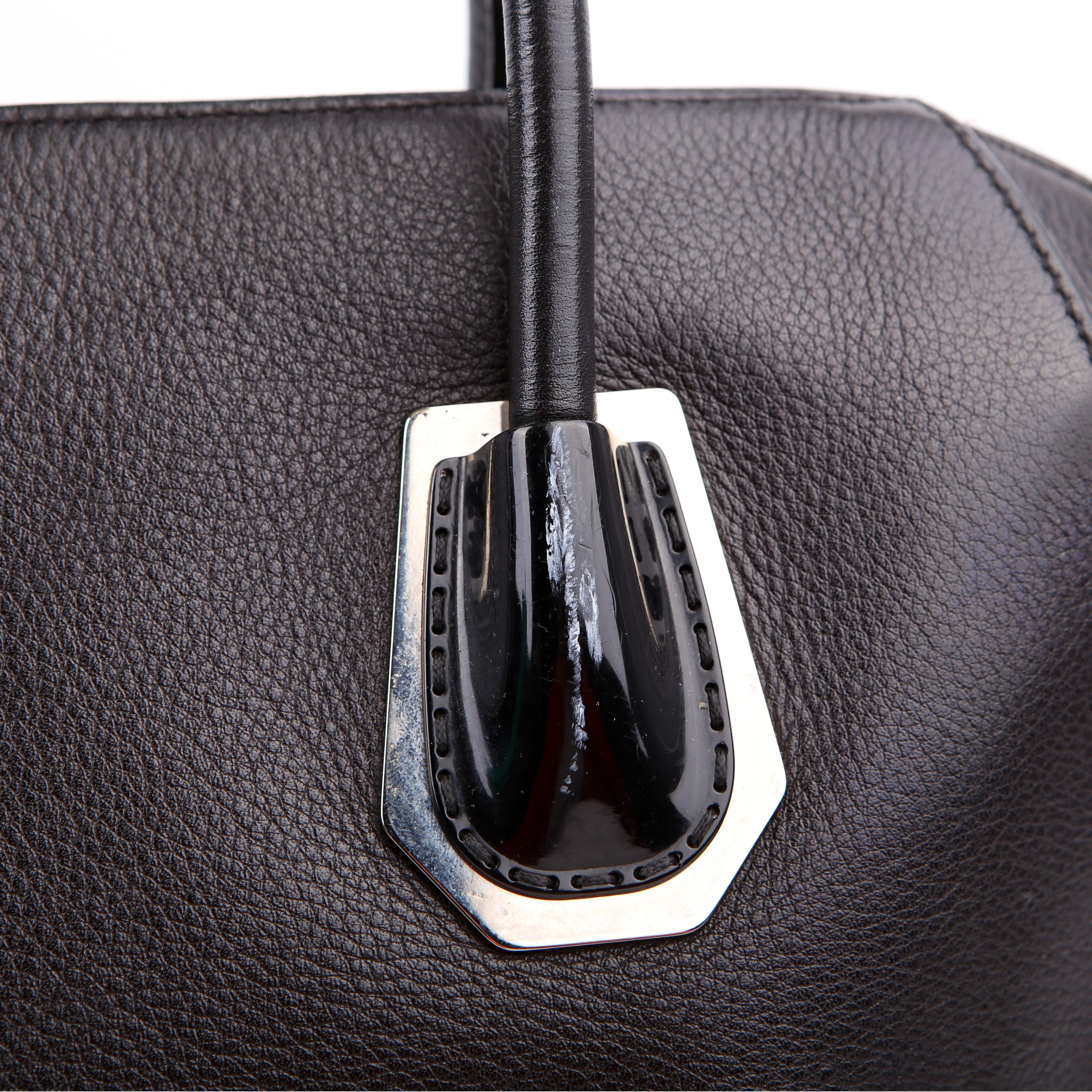 Antigona Satchel Medium Black - Image 13
