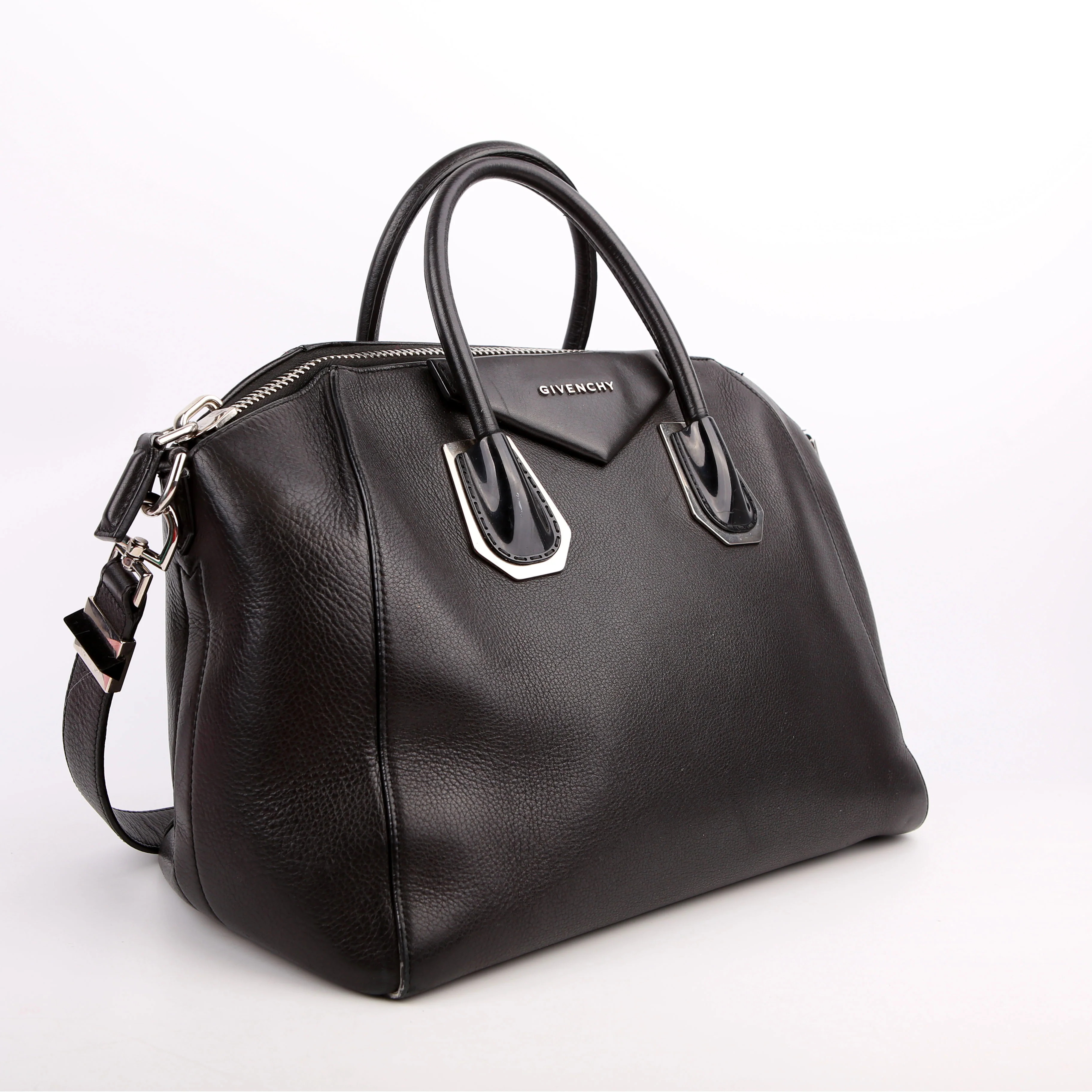 Antigona Satchel Medium Black - Image 2