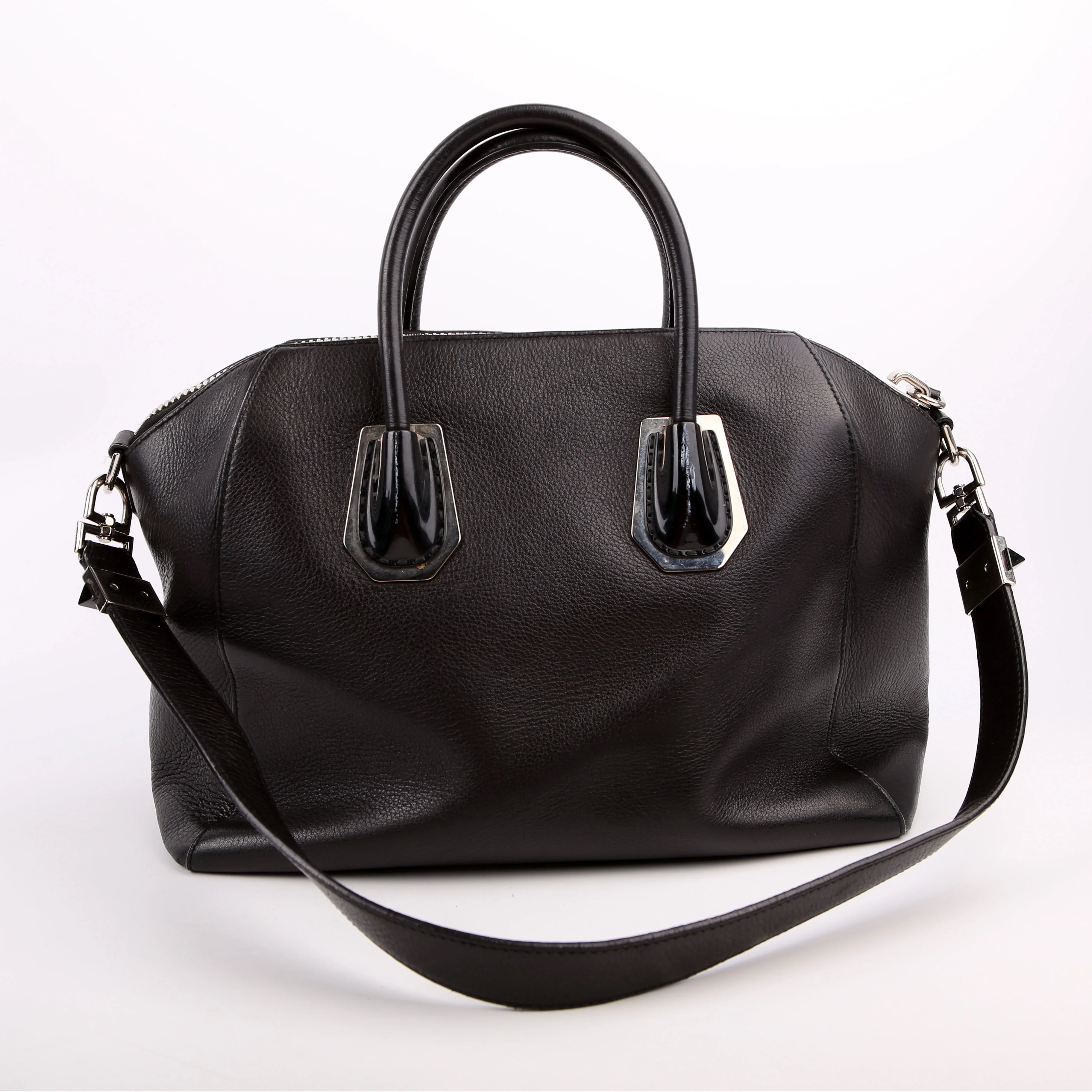 Antigona Satchel Medium Black - Image 3