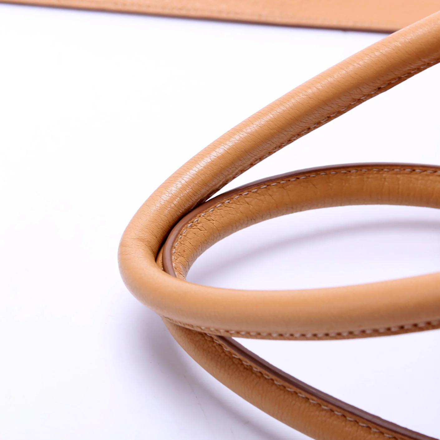 Antigona Satchel Medium Tan - Image 7