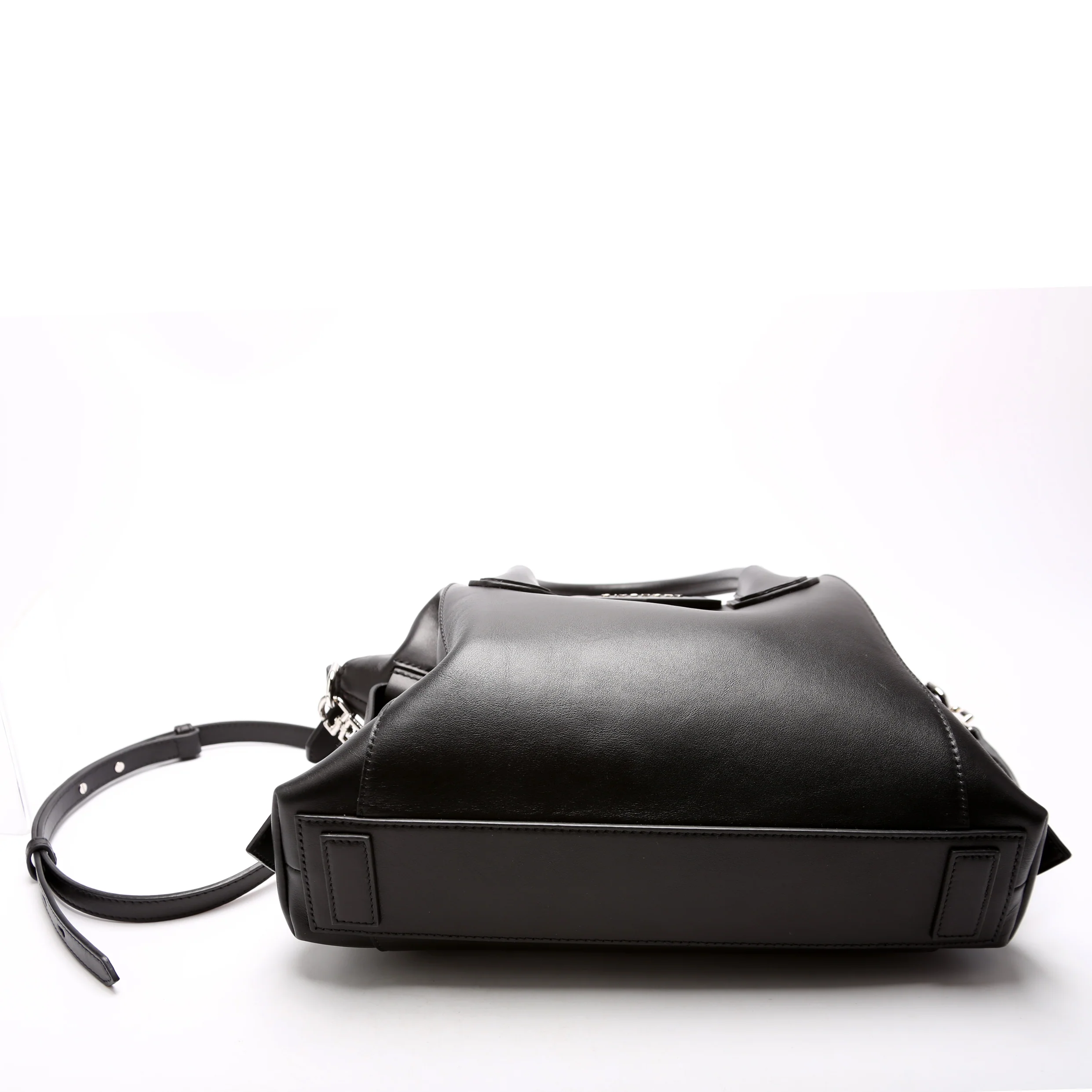 Antigona Soft Small Black - Image 4