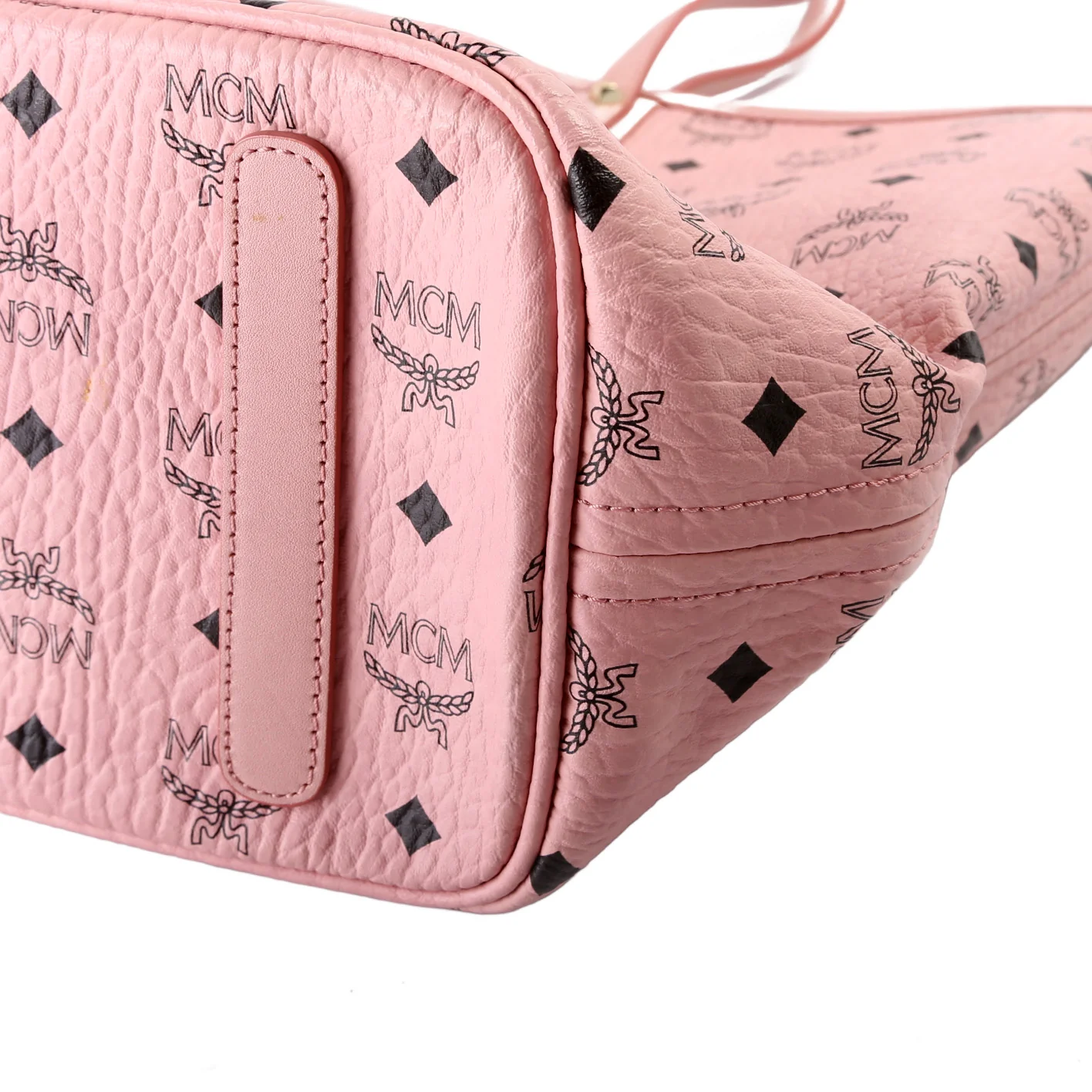 Anya Medium Tote W/ Pouch - Image 7