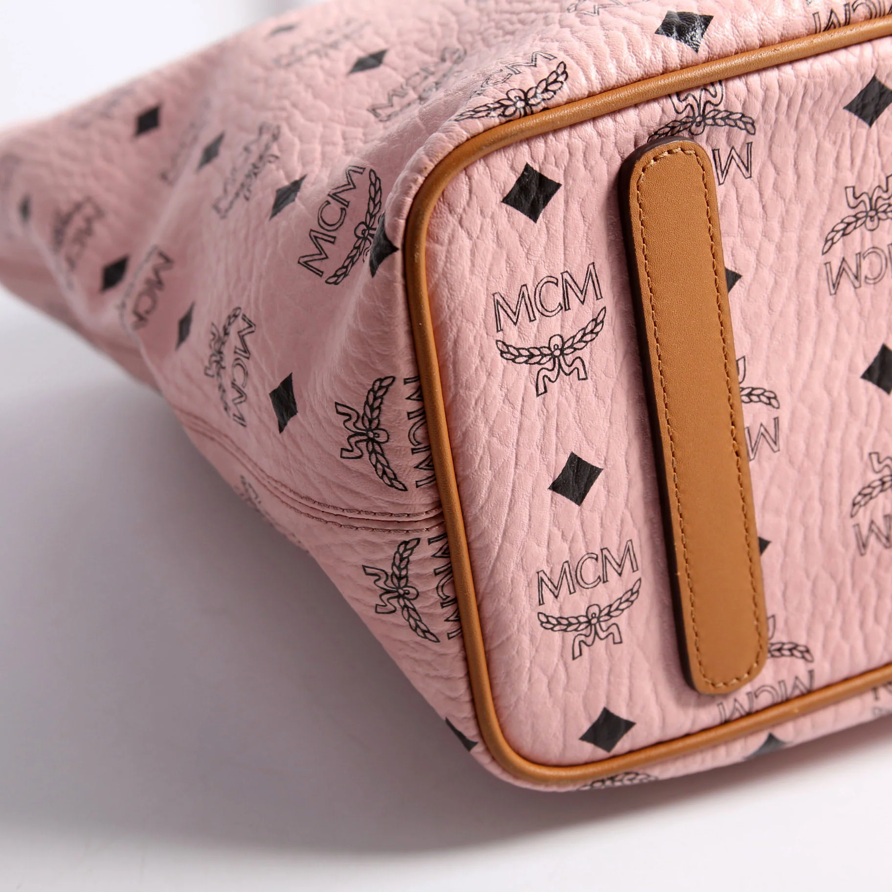 Anya Medium Zip Top Shopper - Image 4