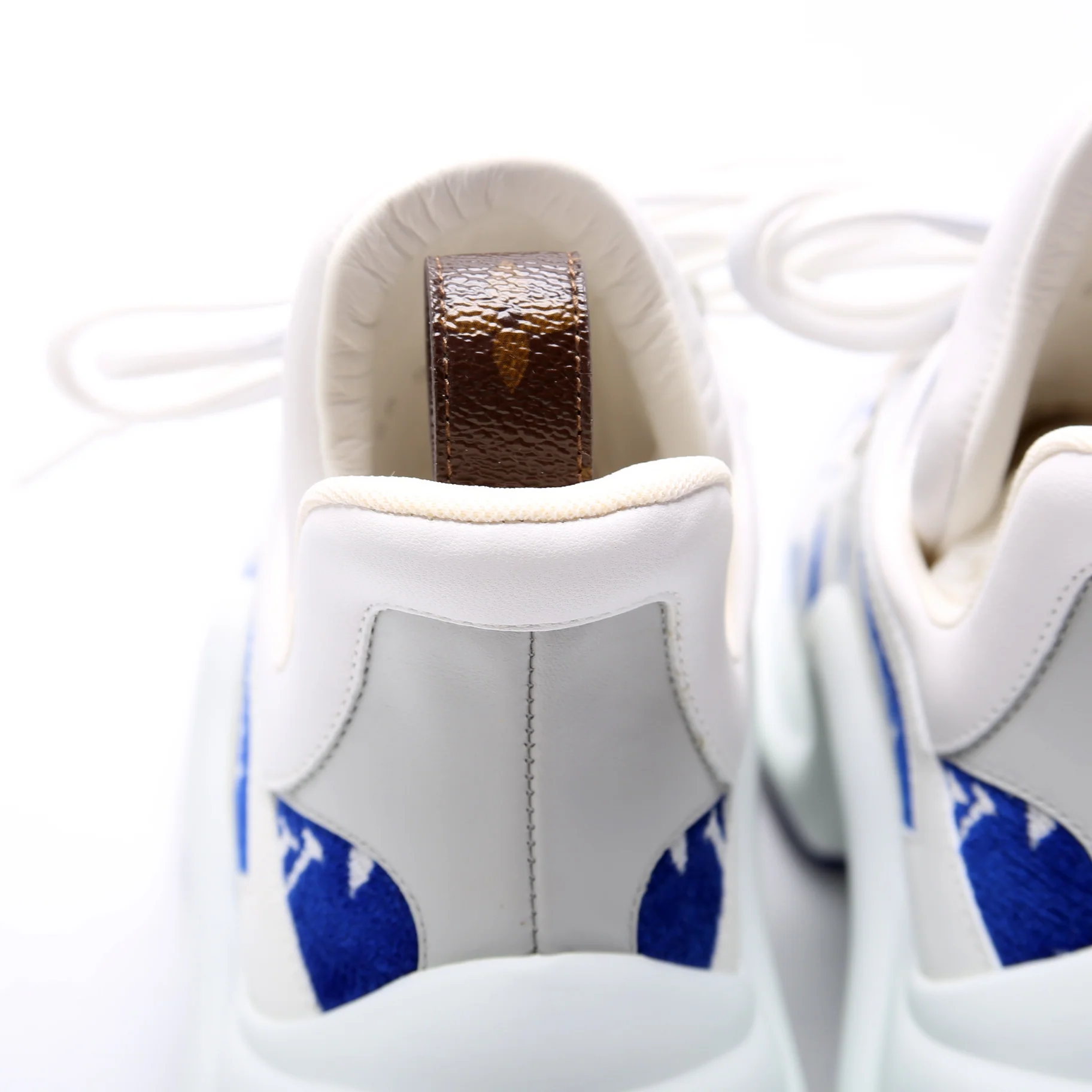 Archlight Sneakers Size 37.5 - Image 5