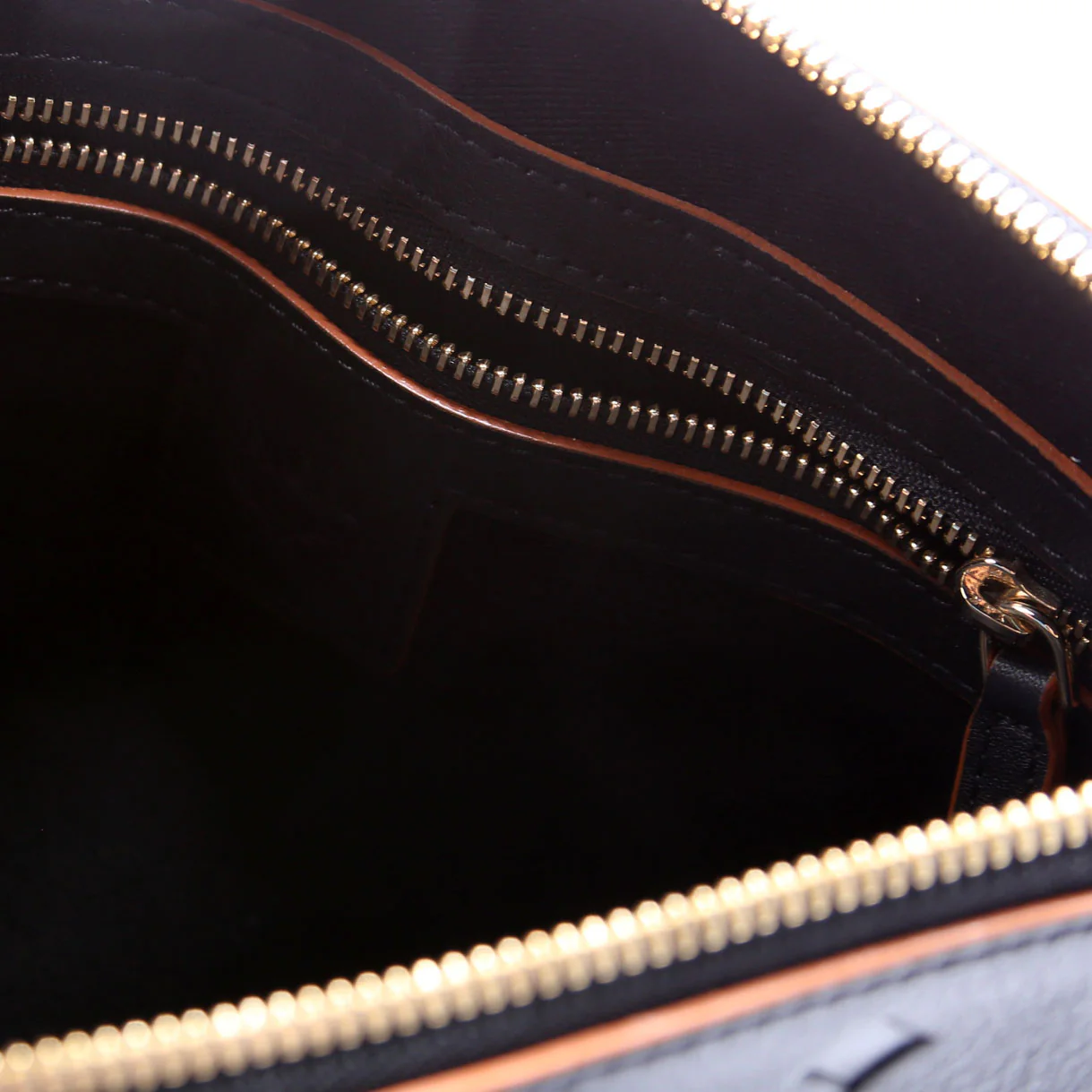 Aren Monogram Leather Crossbody Pouch Black - Image 7