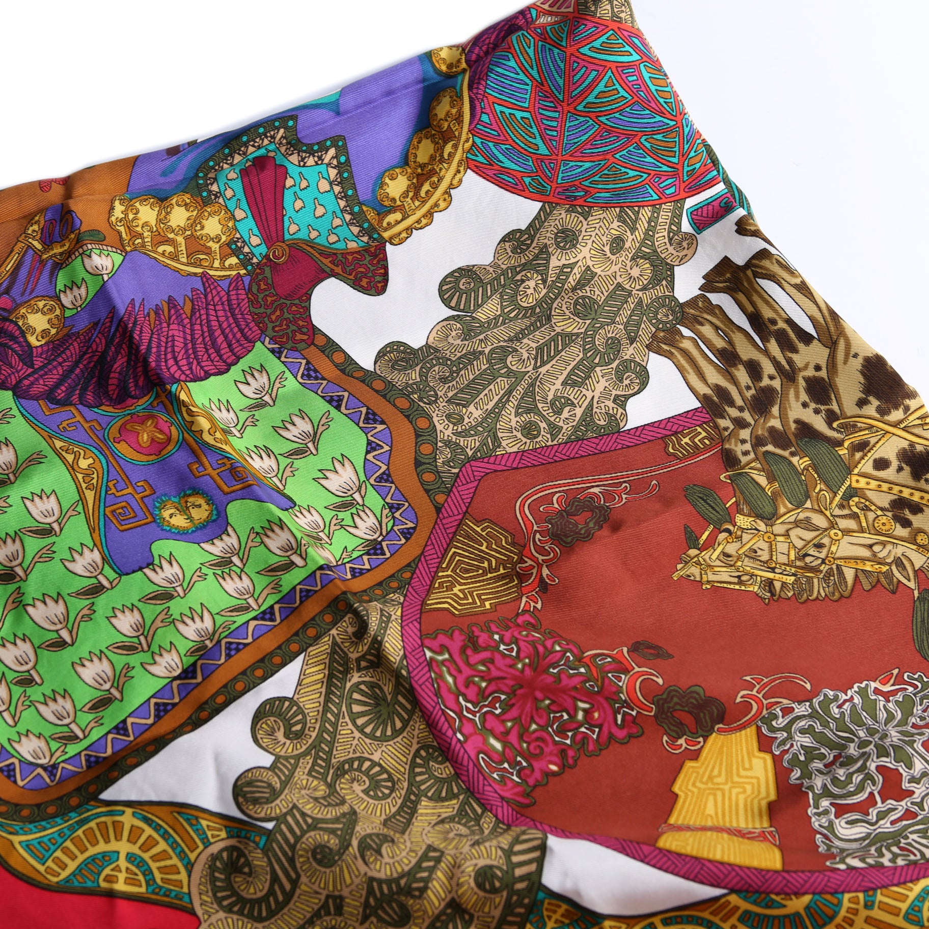 Art Des Steppes 90 Silk Scarf Red/Multicolor - Image 5