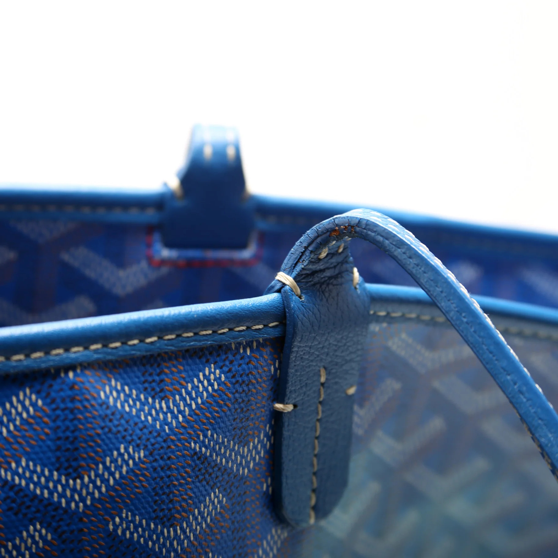 Artois PM Tote Blue - Image 12