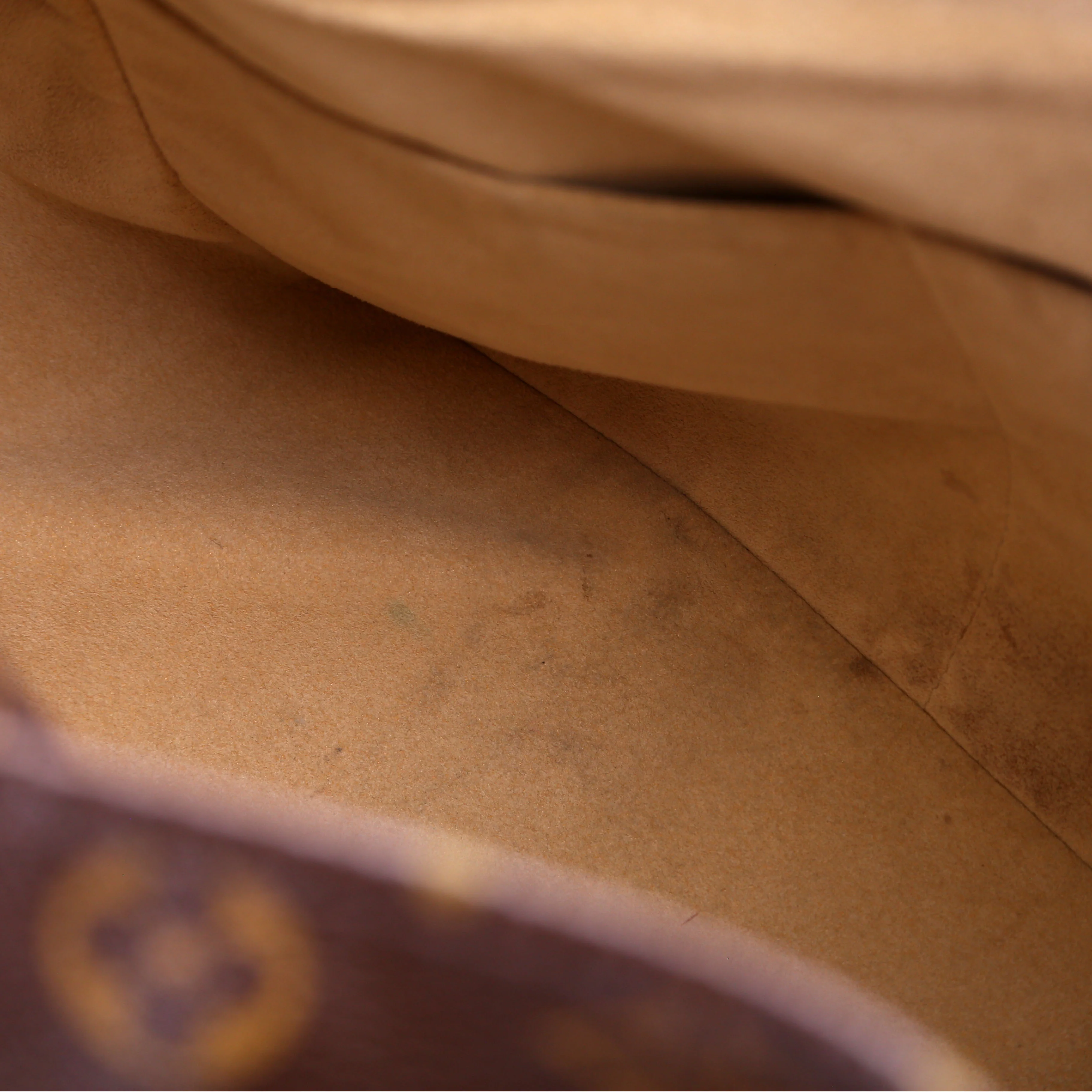 Artsy MM Monogram - Image 15