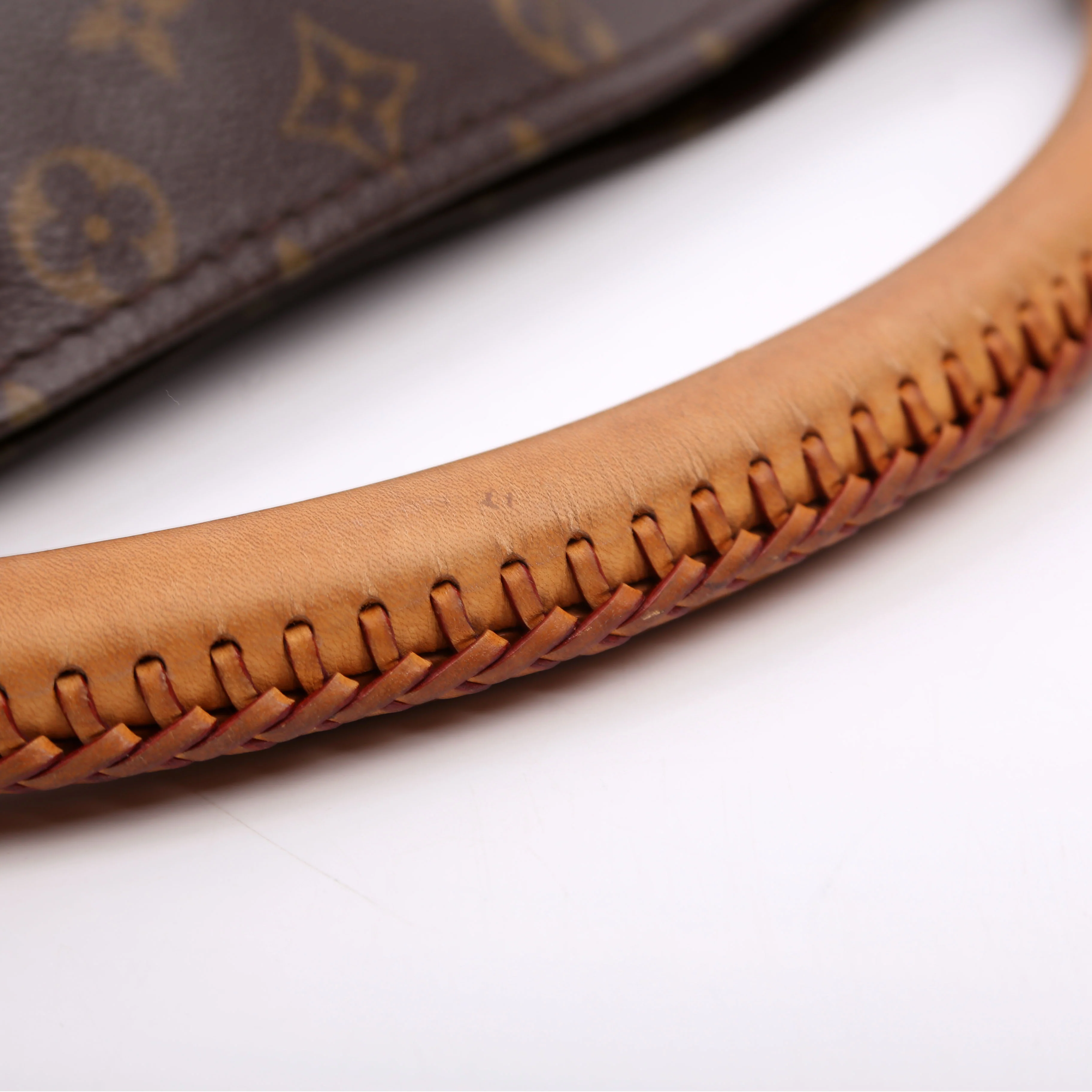 Artsy MM Monogram - Image 8