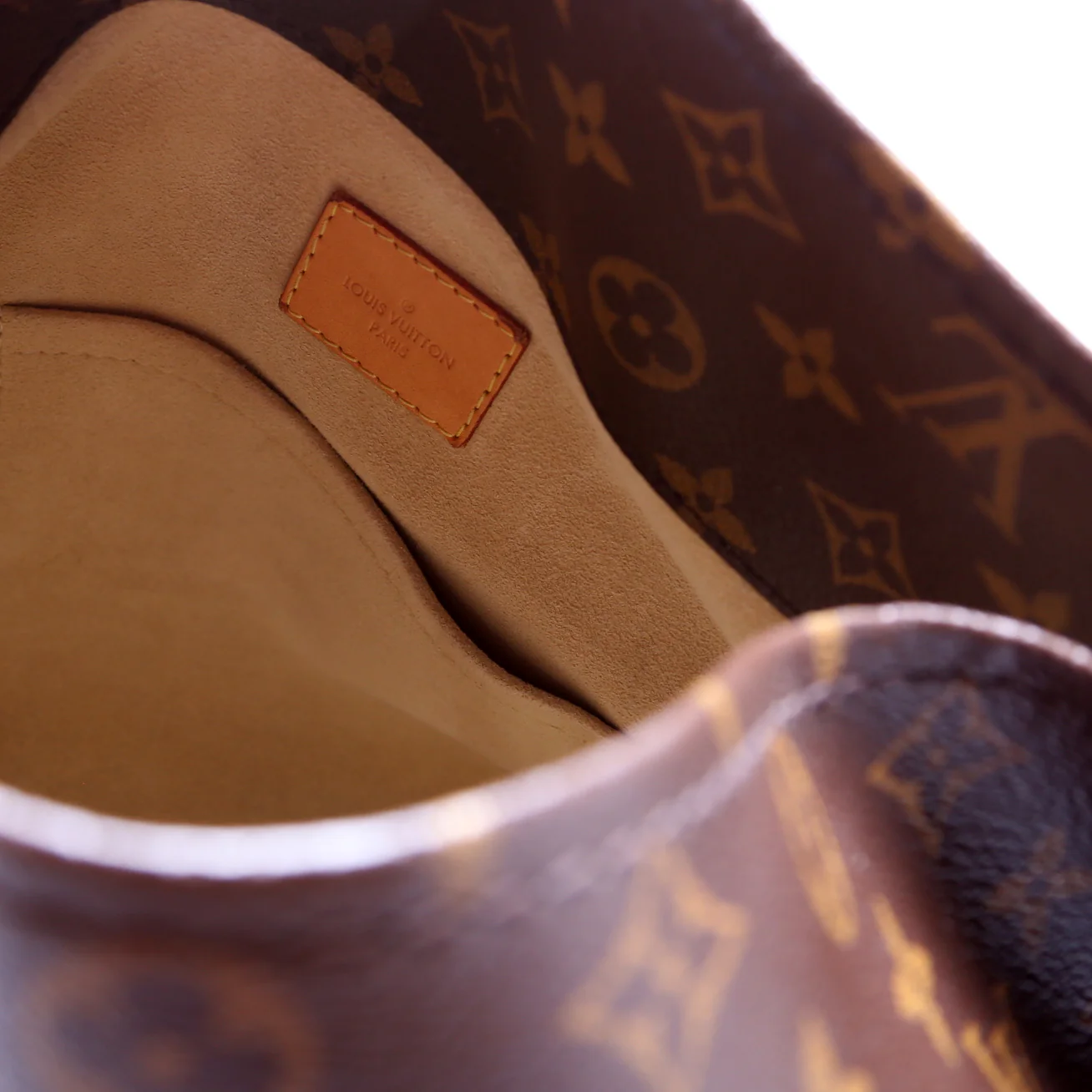 Artsy MM Monogram - Image 9