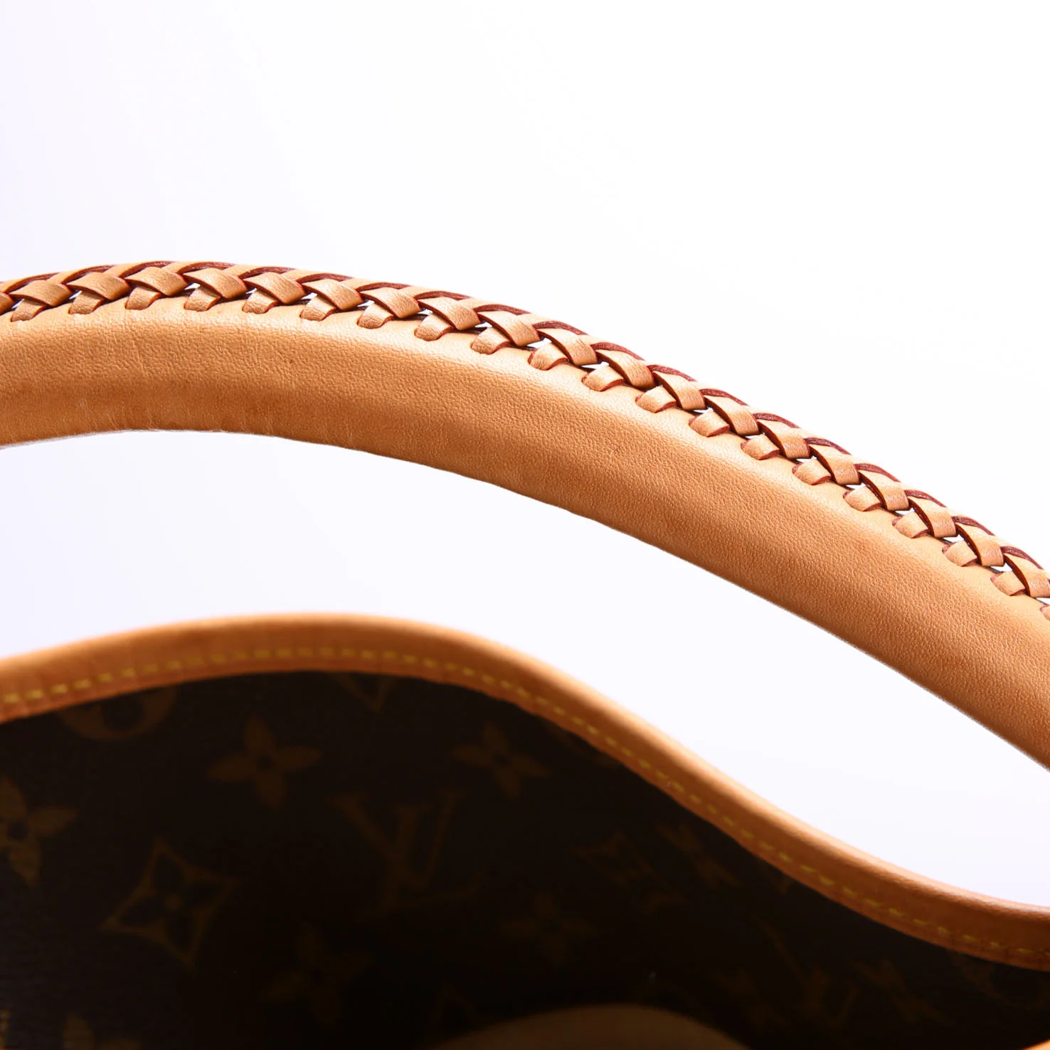Artsy MM New Model Monogram - Image 10