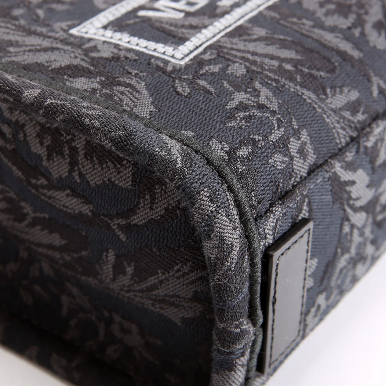 Athena Tote Small Barocco Black/Gray - Image 5