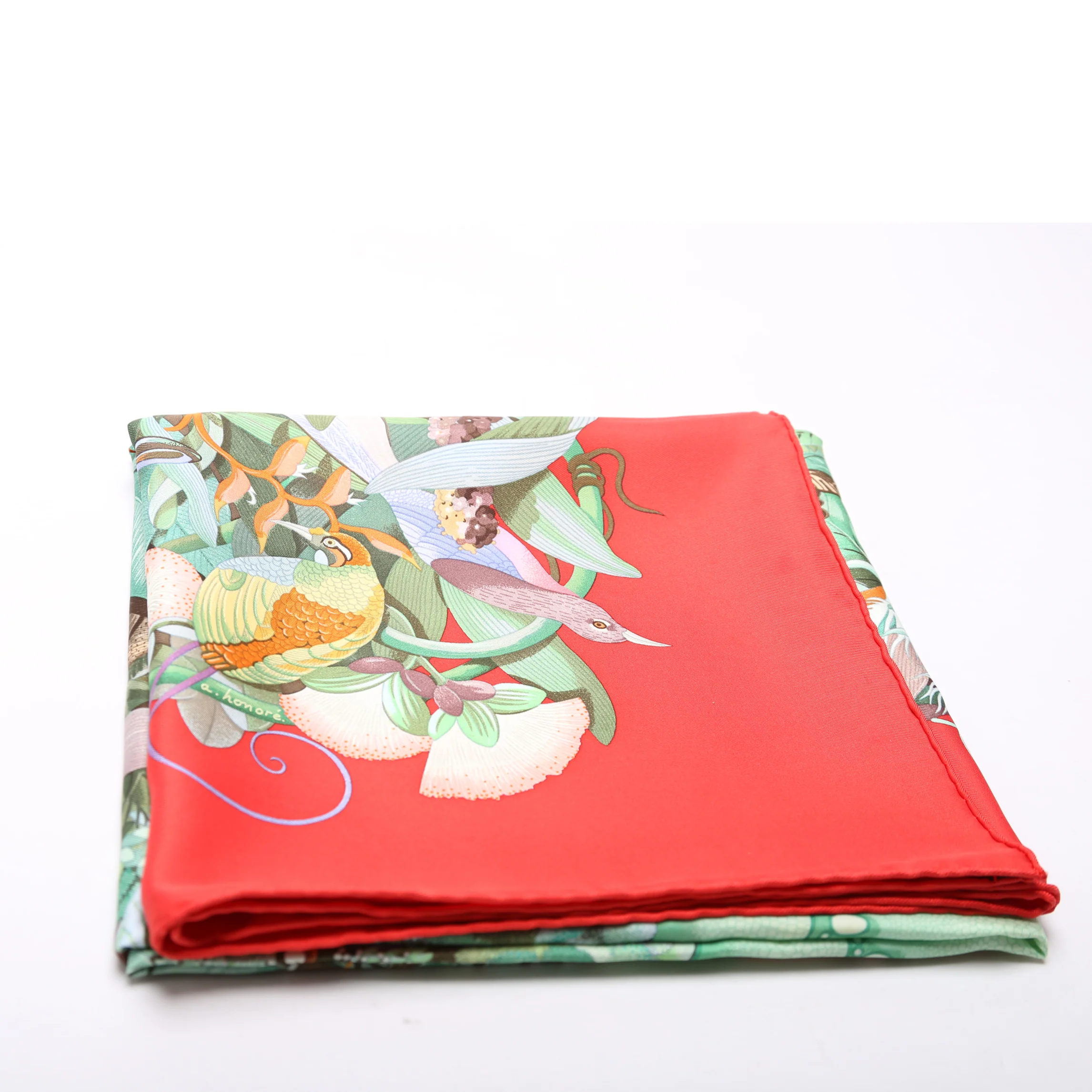 Au Coeur De La Vie Silk Square Scarf - Image 2