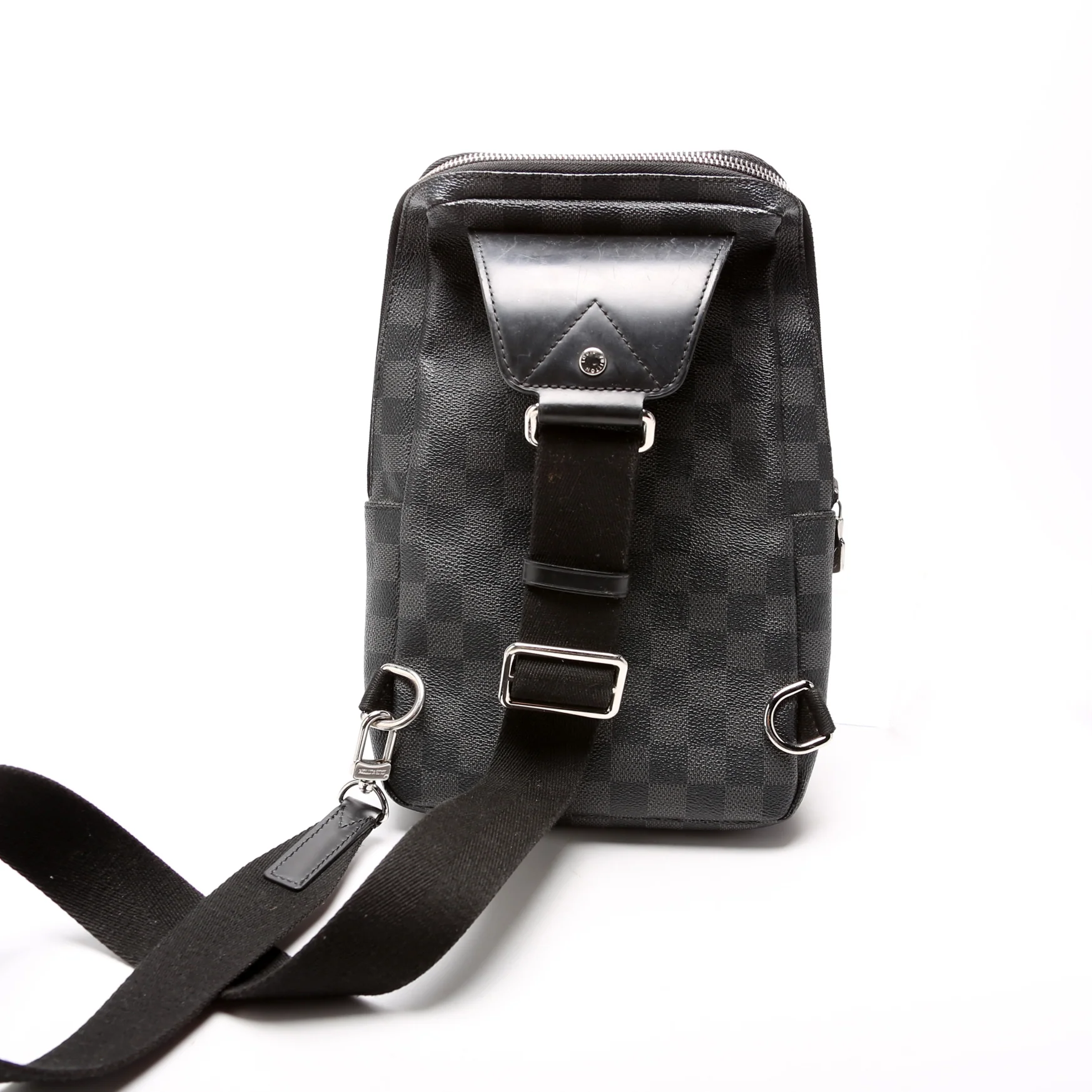 Avenue Sling Bag Damier Graphite - Image 3