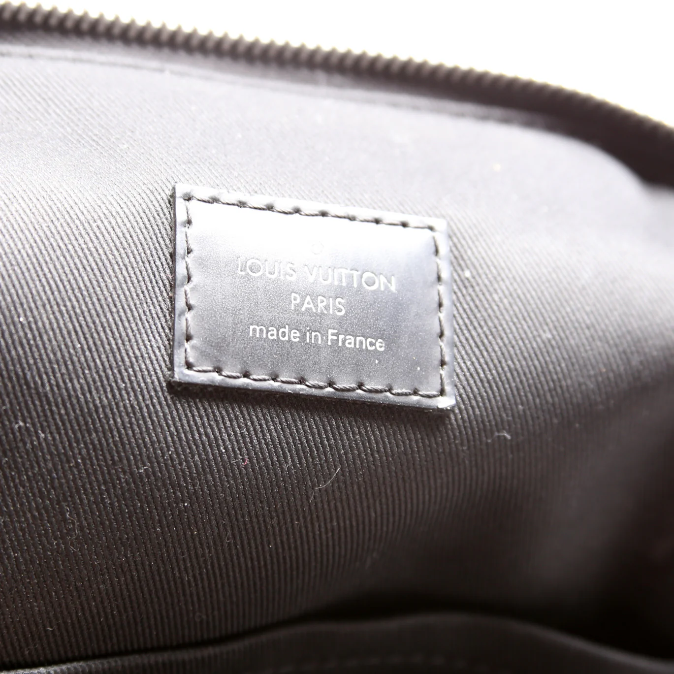 Avenue Sling Bag Damier Graphite - Image 8