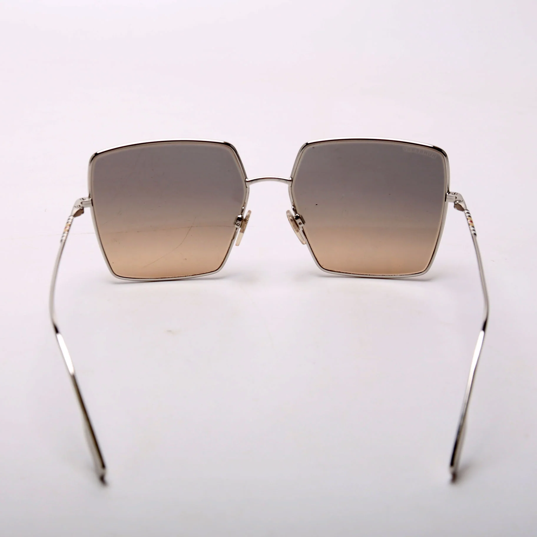 B3133 Oversized Square Silver - Image 4