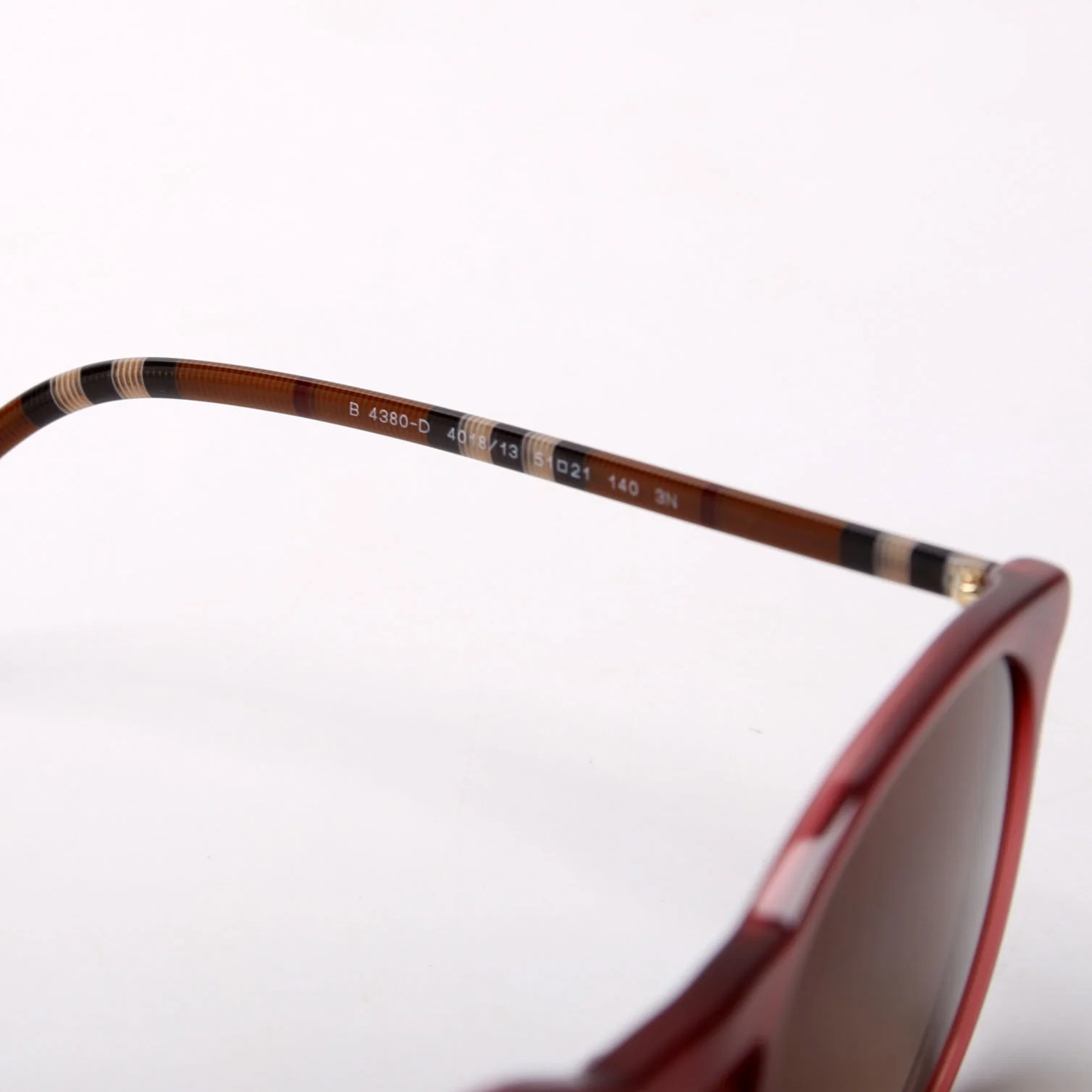 B4380 Bordeaux Round Sunglasses Mauve - Image 5