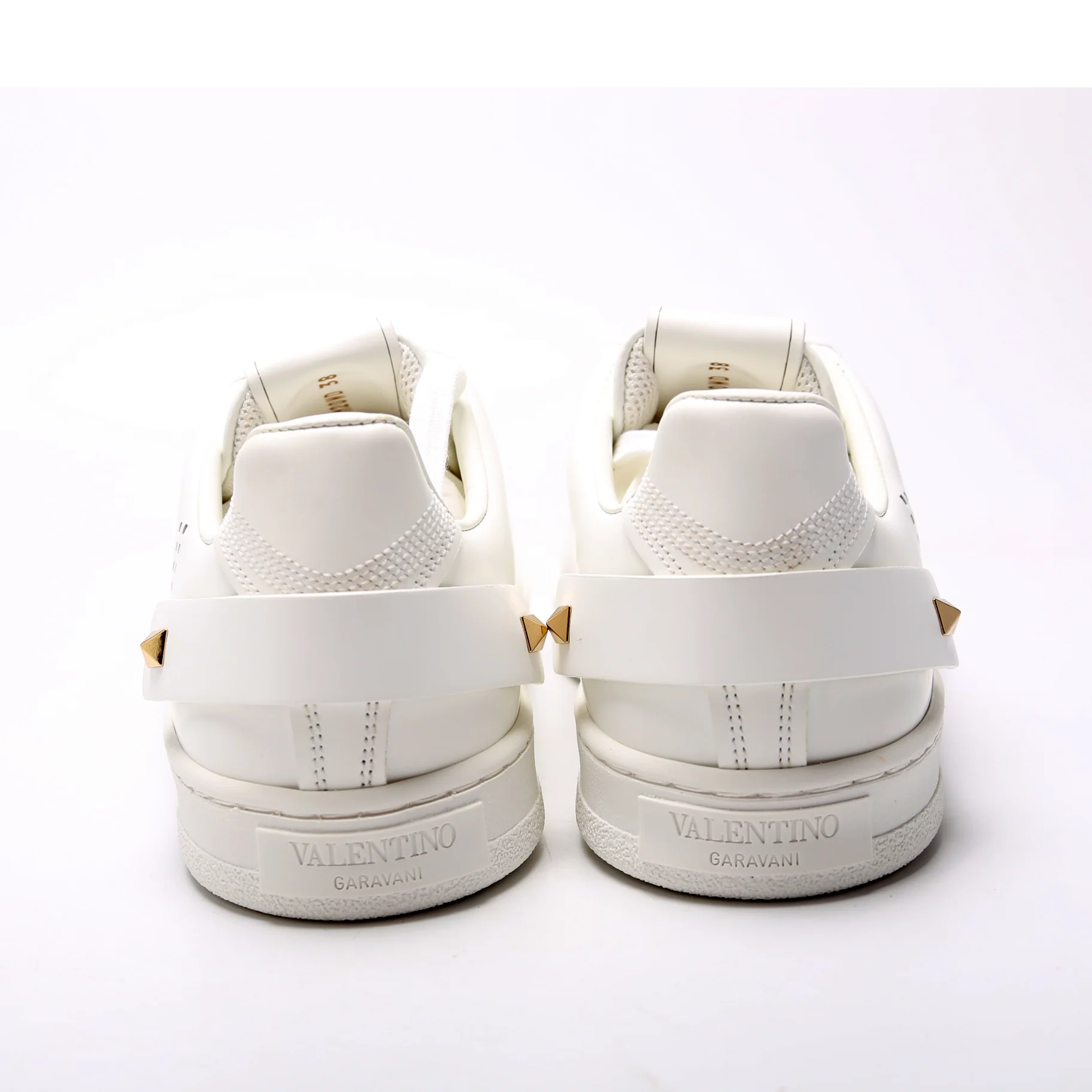 Backnet V Logo Sneakers Size 38 - Image 4