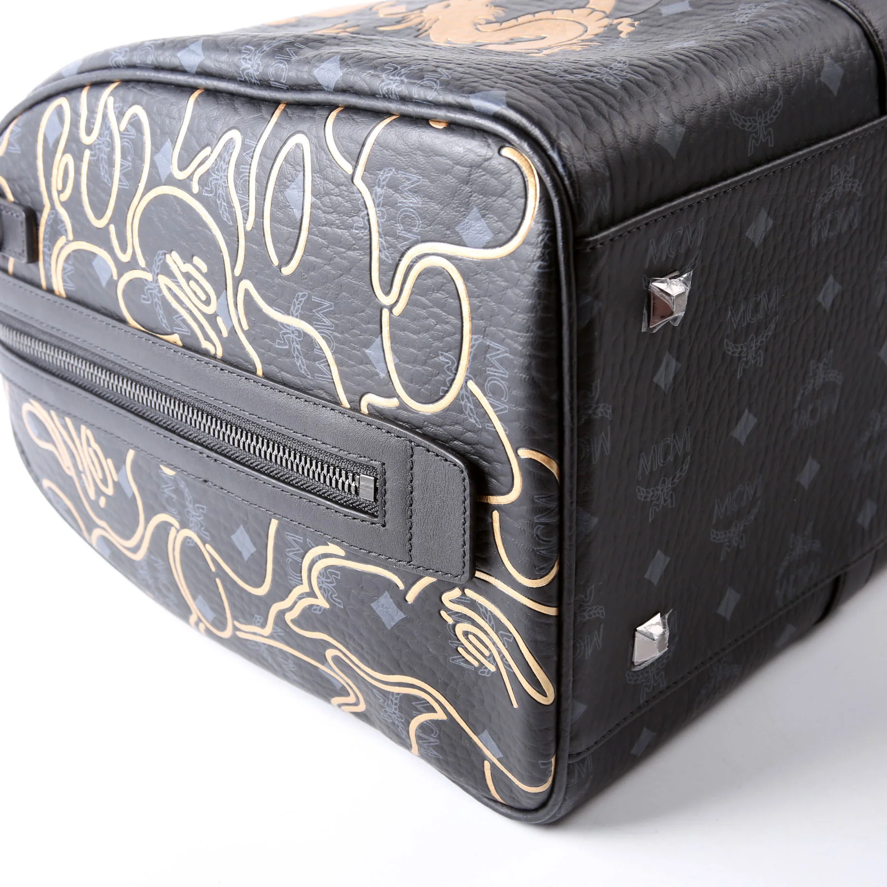 Bape X MCM Lunar New Year Visetos Weekender Medium Black/Gold - Image 5