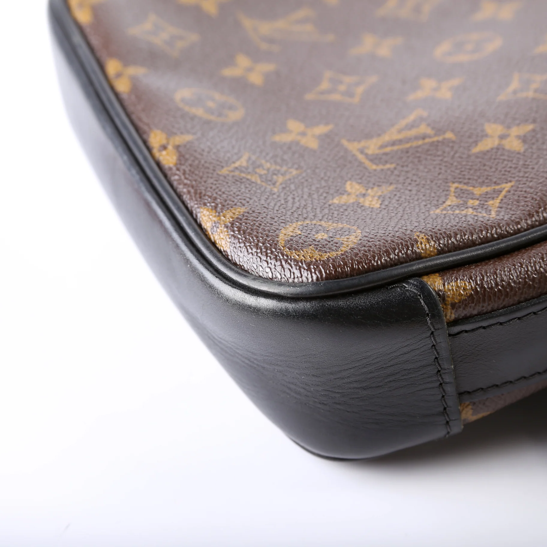 Bass PM Macassar Monogram - Image 8