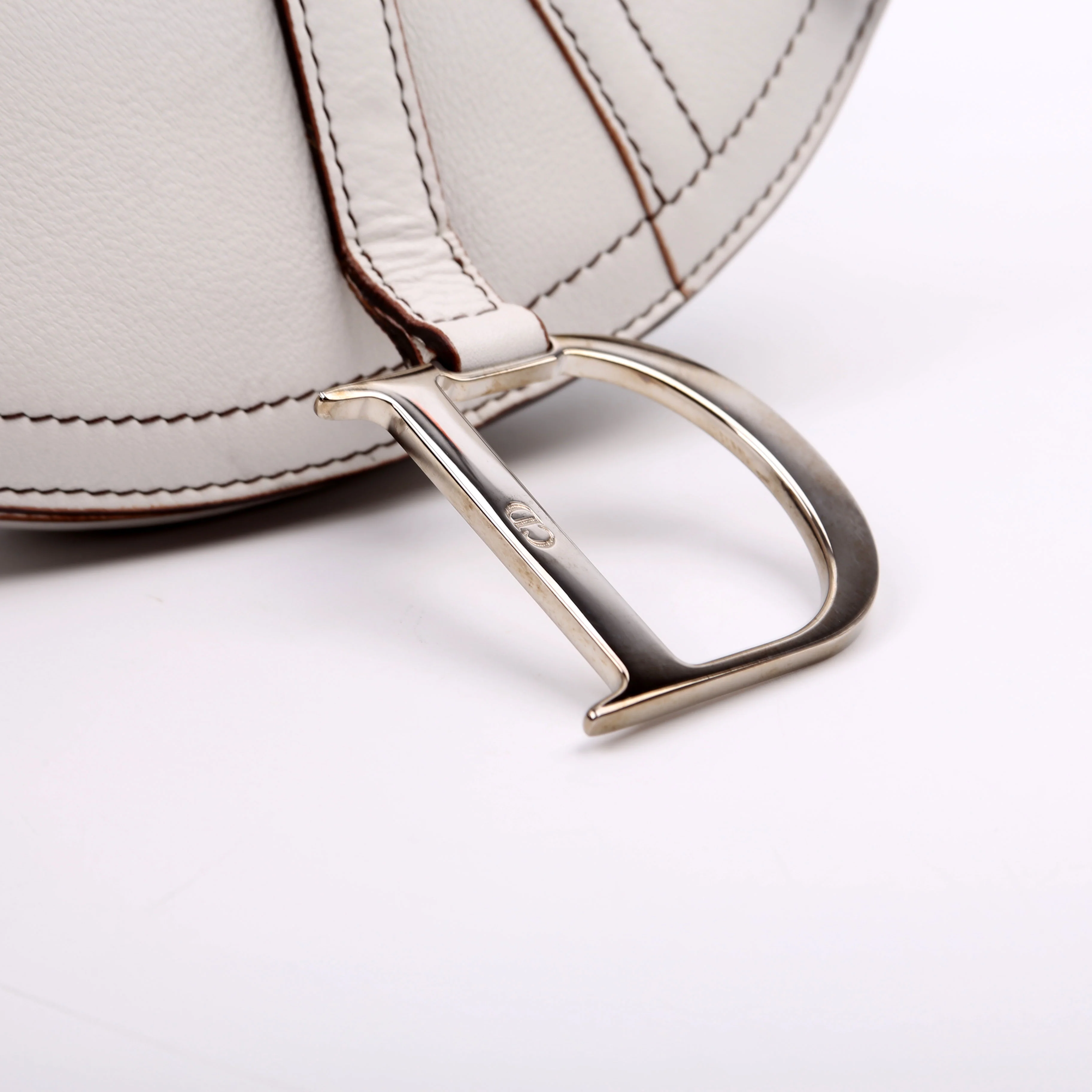 Baudrier Saddle Bag Leather White - Image 8