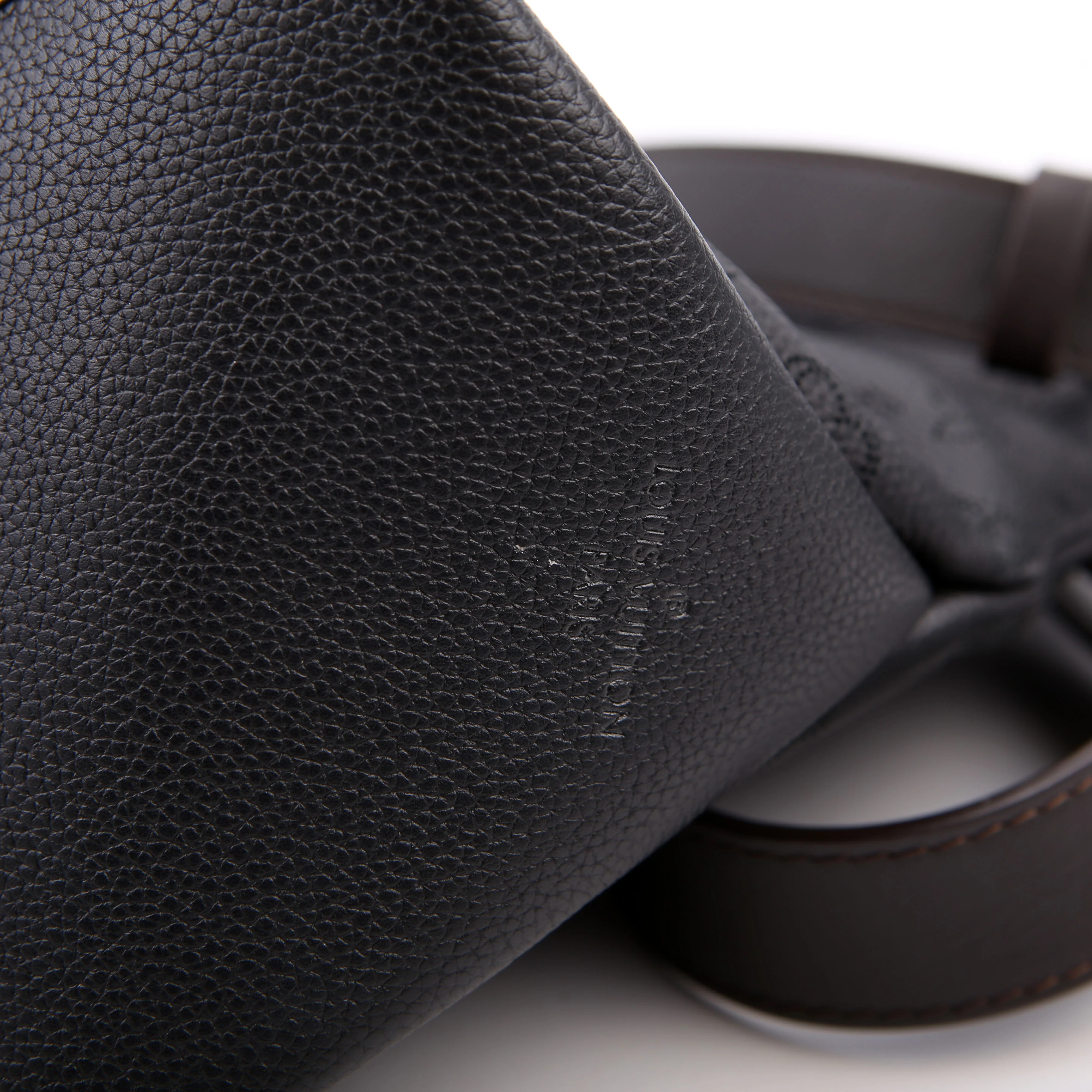 Beaubourg Hobo MM Mahina Black - Image 10