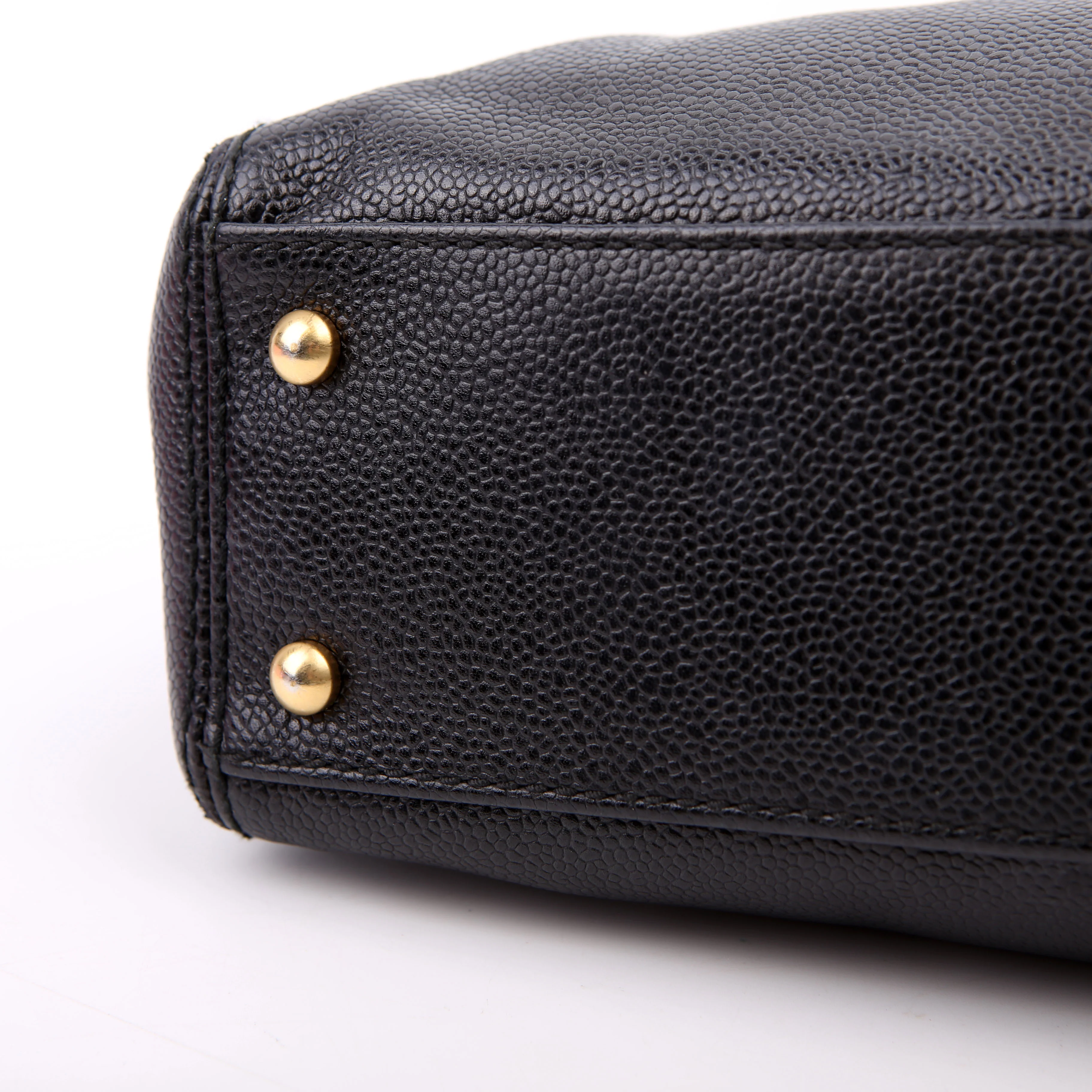 Bekko Chain Tote Caviar 9M Black - Image 10