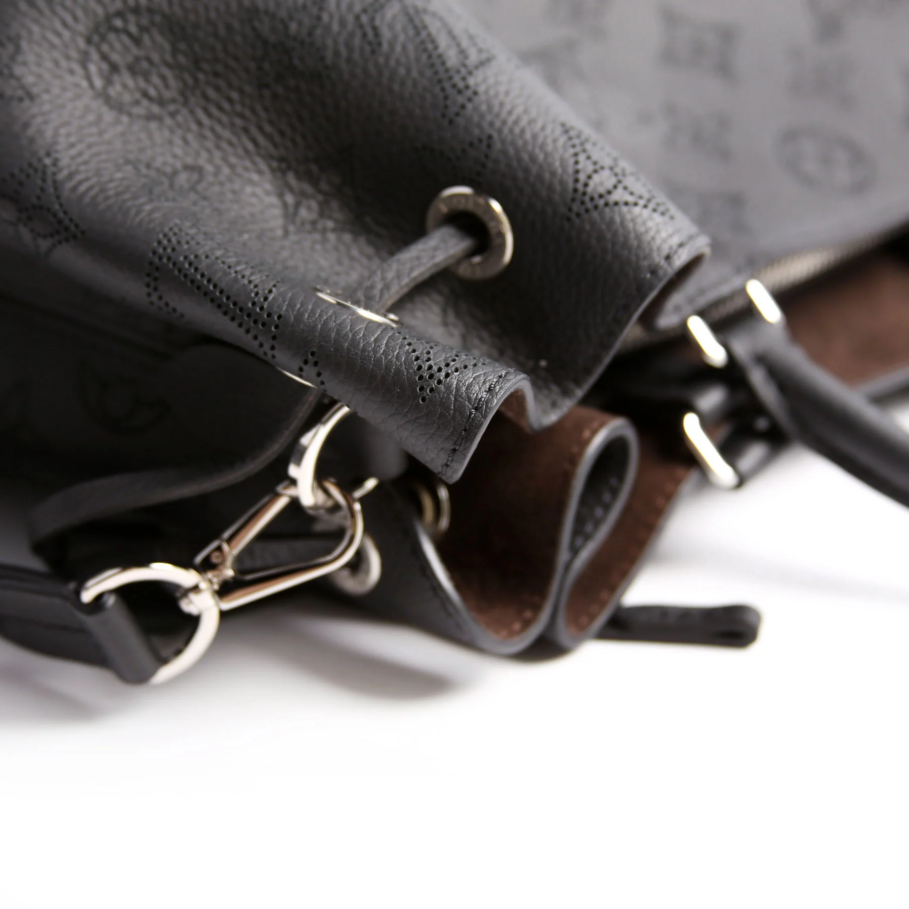 Bella Tote Mahina Black - Image 10