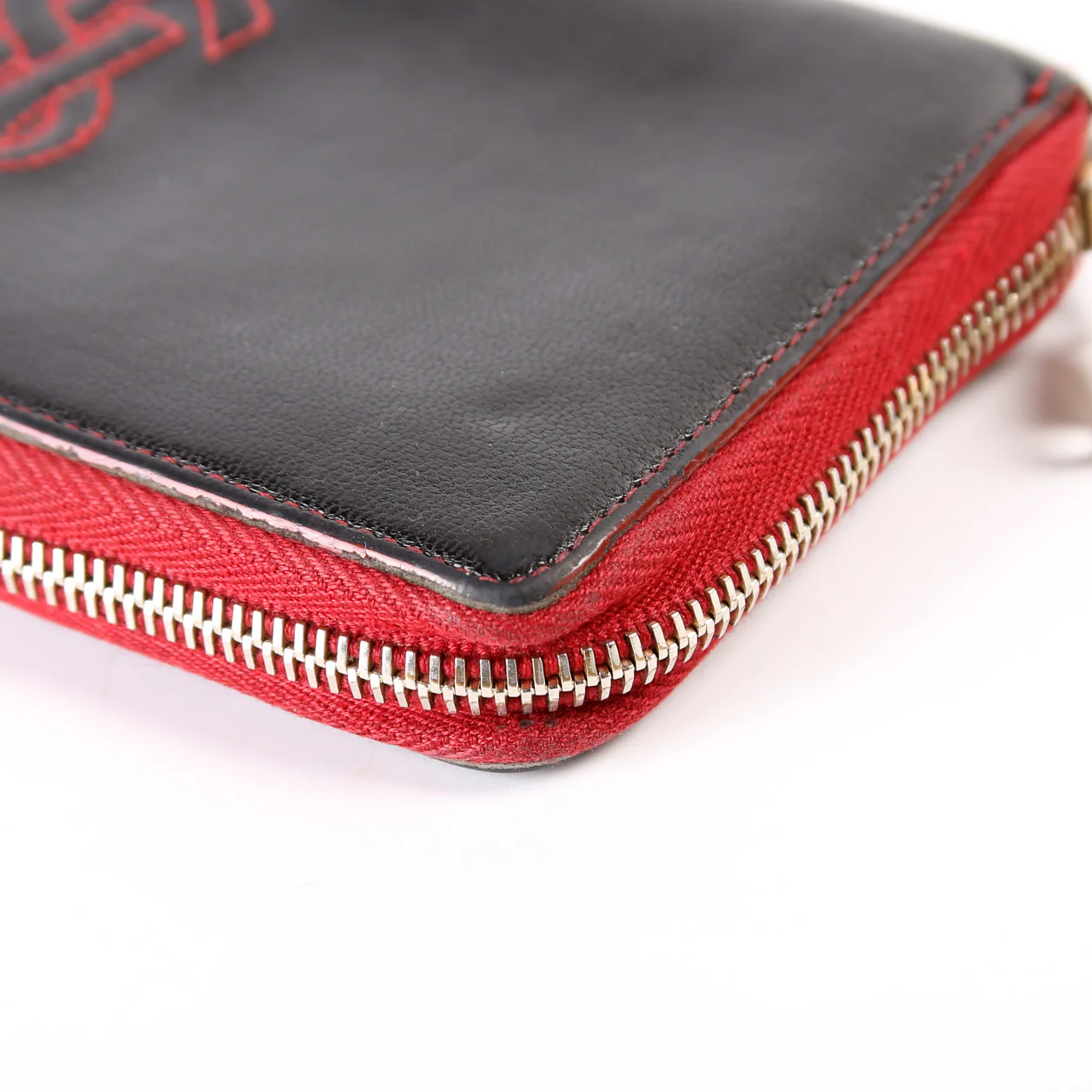 Belle De Jour Zip Around Wallet 177555 Black/Red - Image 9