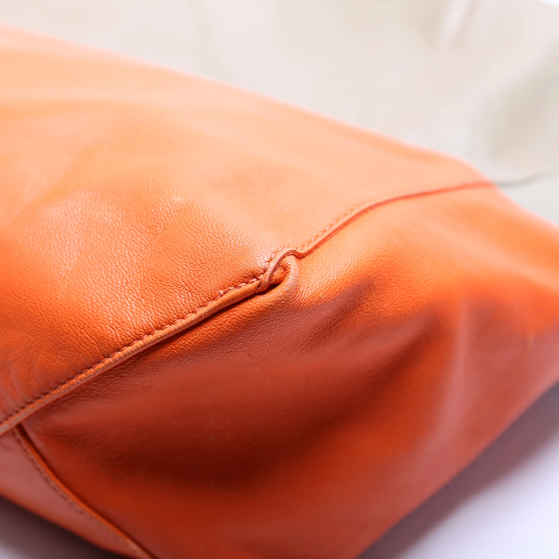 Bi-Cabas Vertical Tote - Image 10
