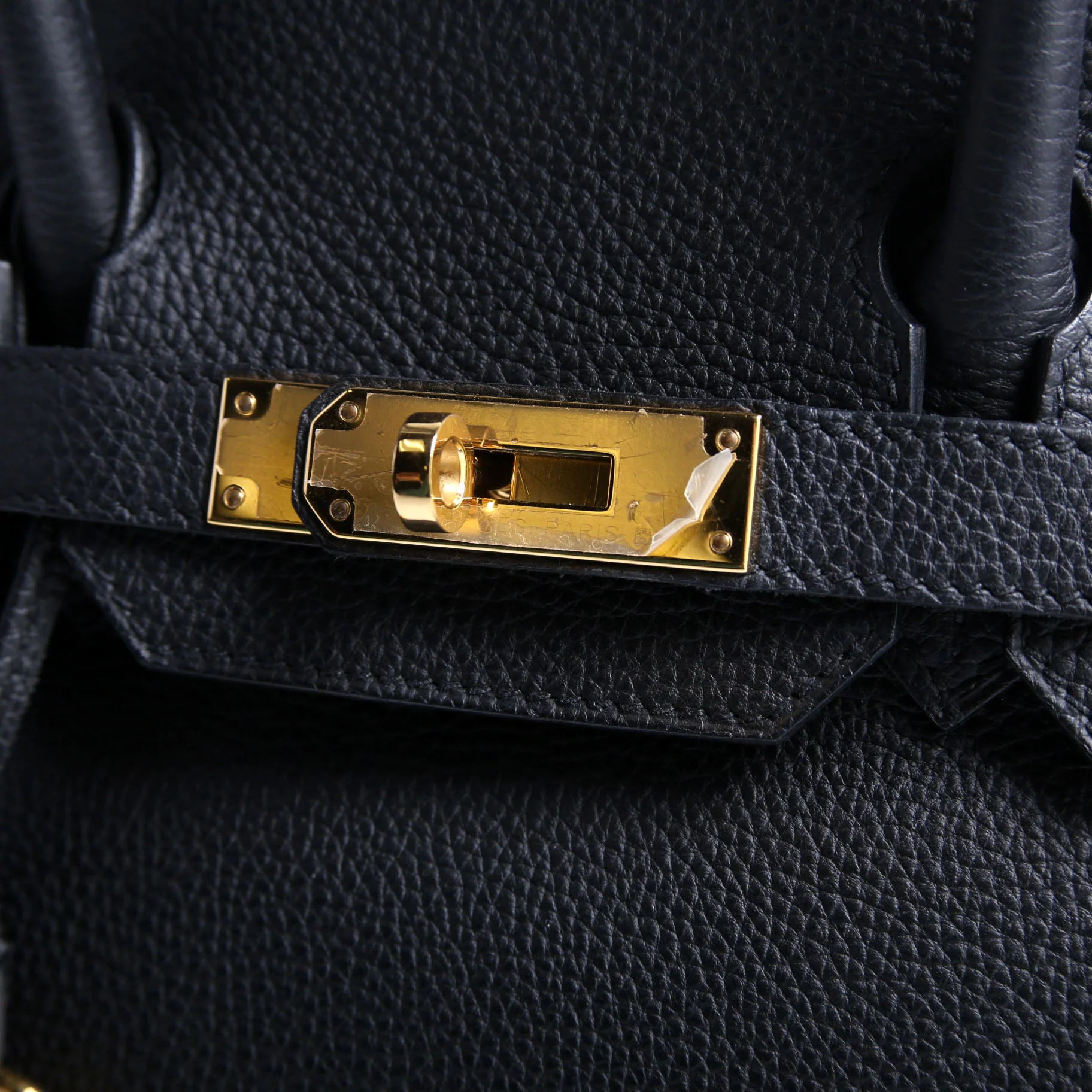 Birkin 30 Togo 2017 Black and Gold - Image 11
