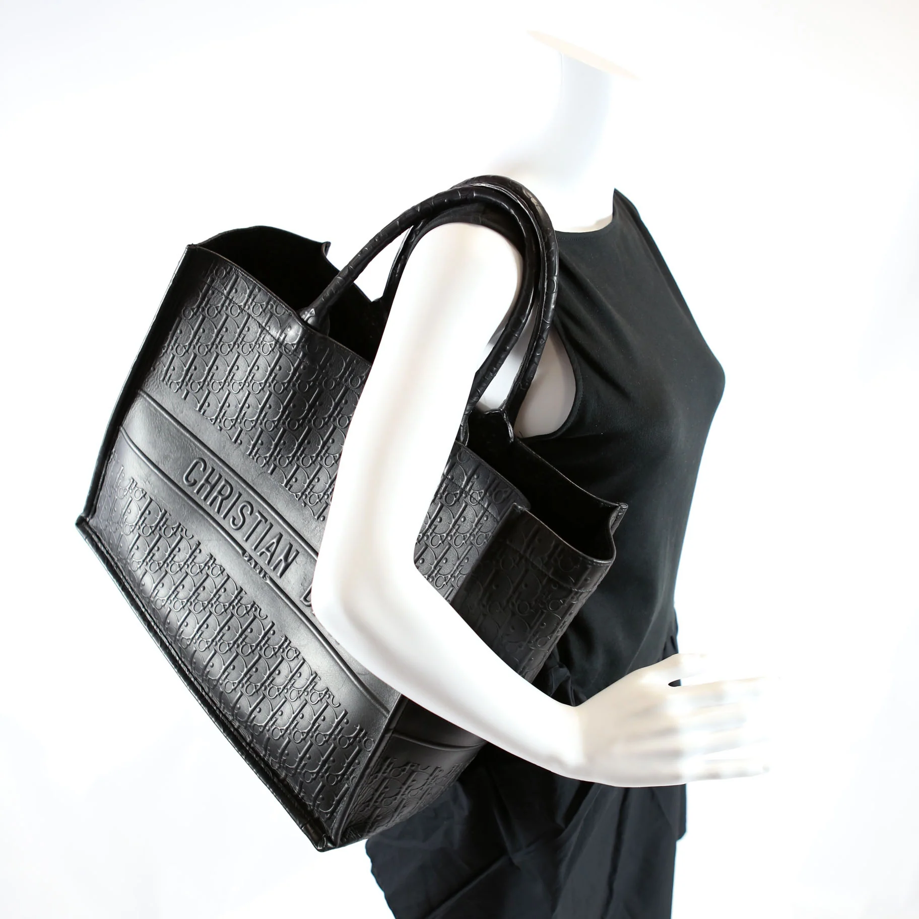 Book Tote Large Calfskin Embossed Black - Image 15