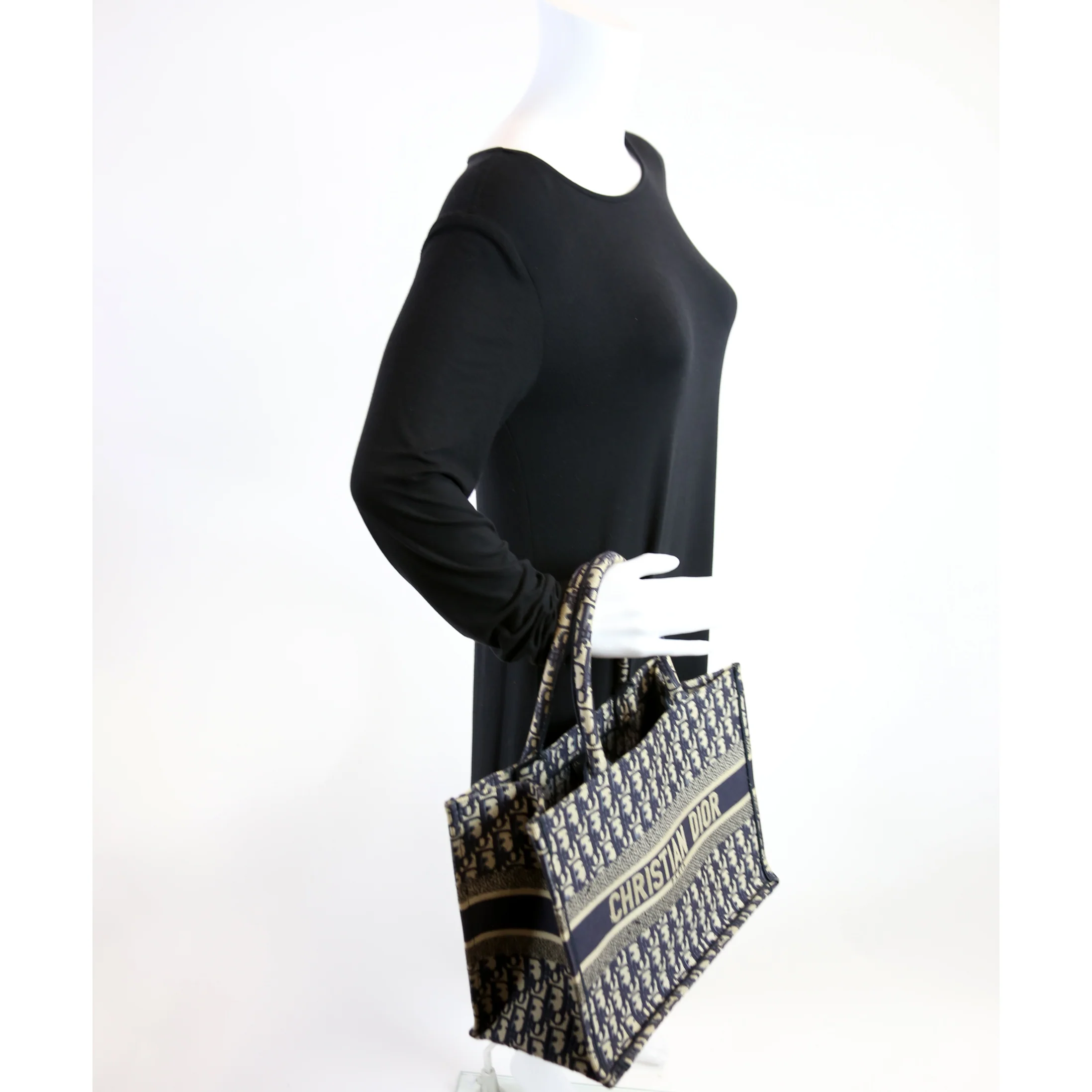 Book Tote Medium - Image 9