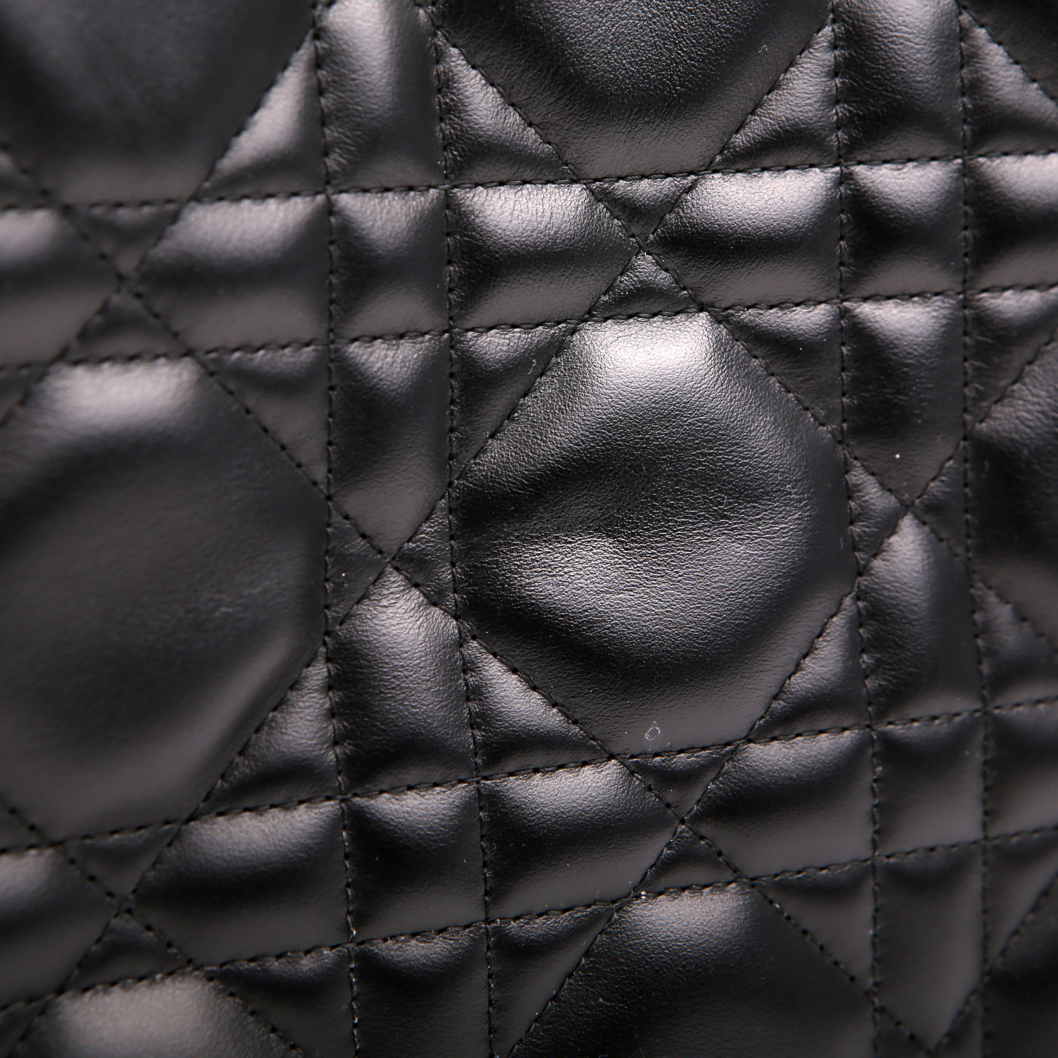 Book Tote Small Lambskin Cannage Black - Image 9