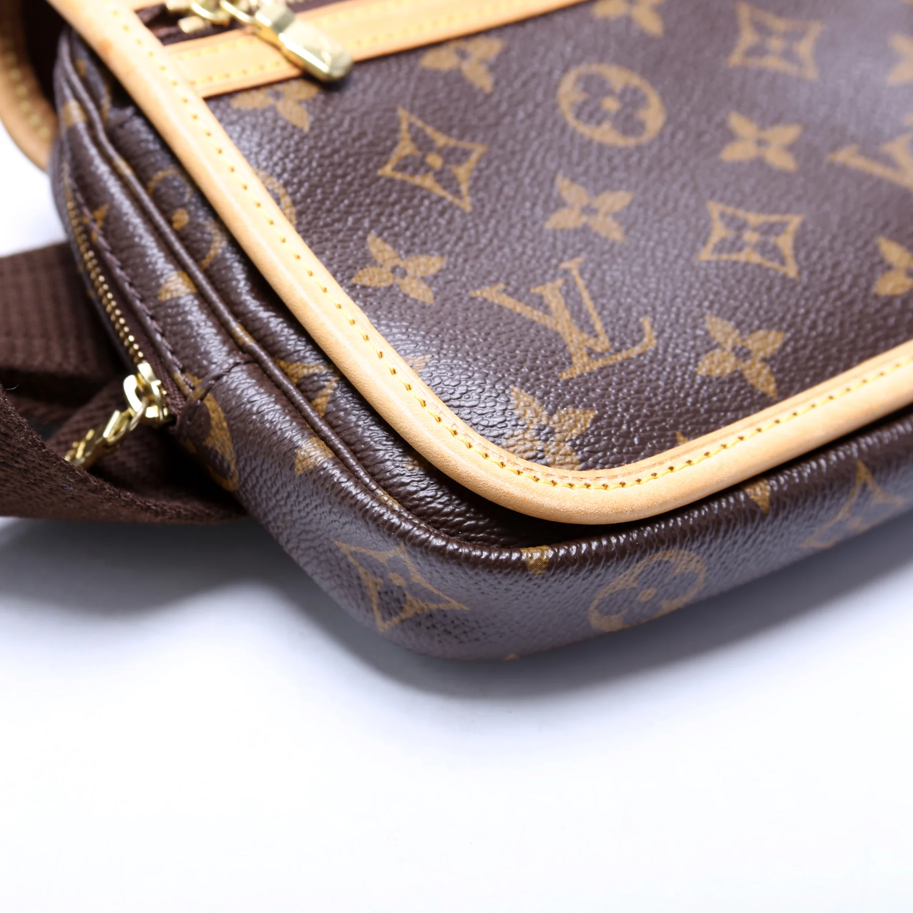 Bosphore Bum Bag Monogram - Image 5
