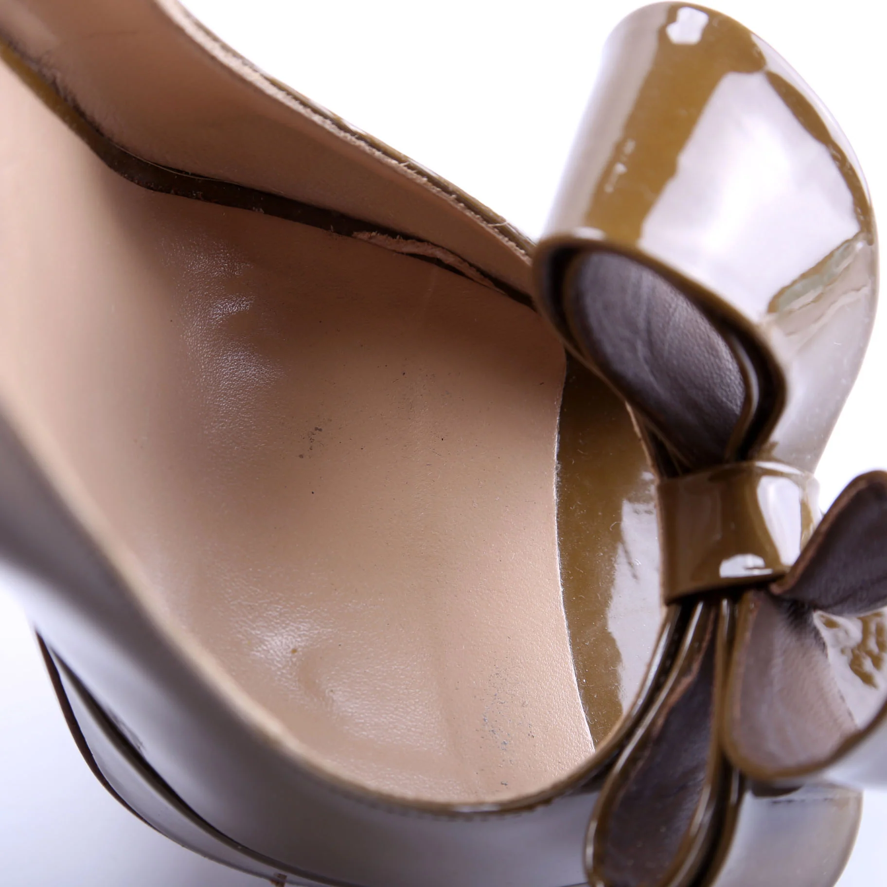 Bow Patent Platform Pumps Size 39 Olive Green - Image 6