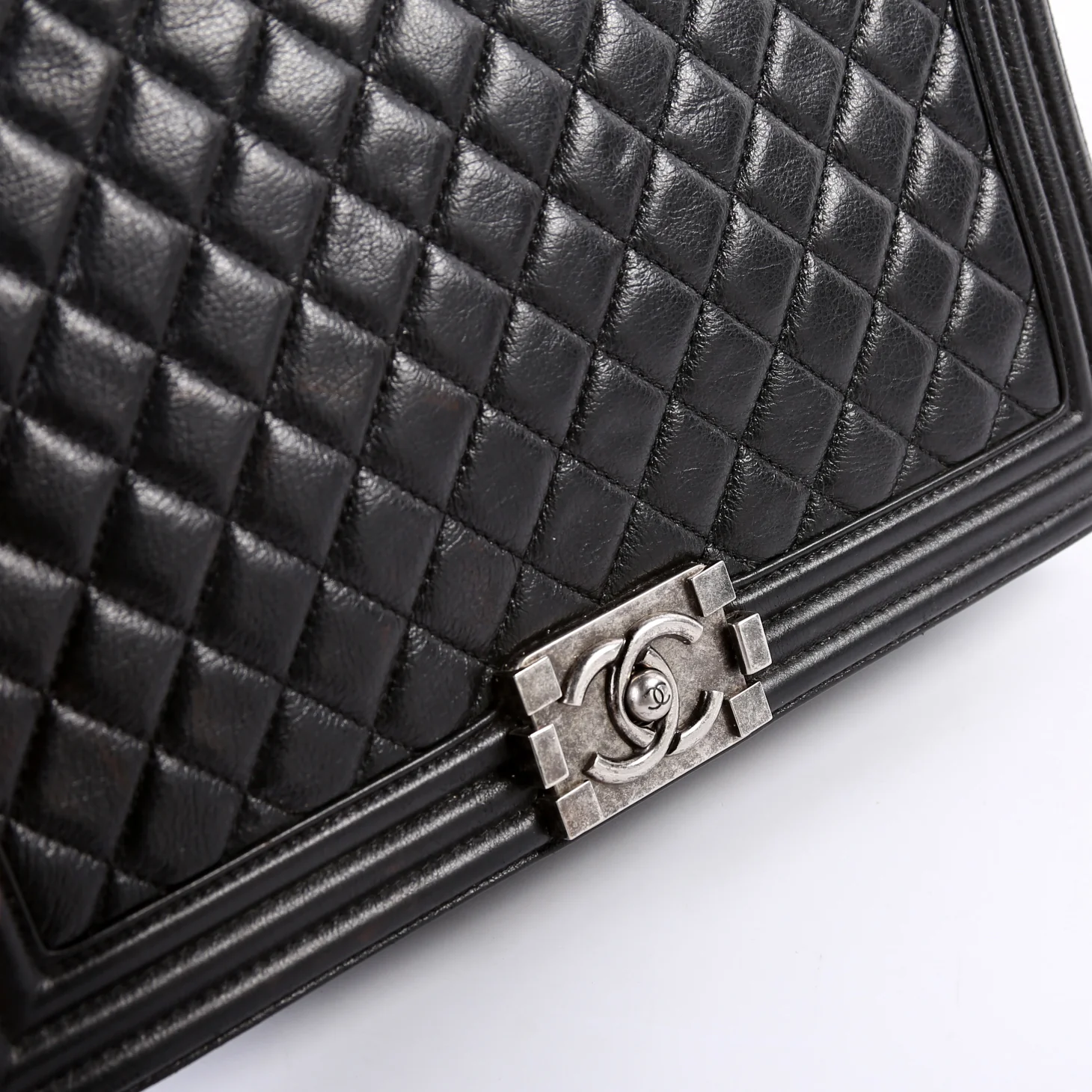 Boy Flap Large Lambskin 19M Black - Image 8
