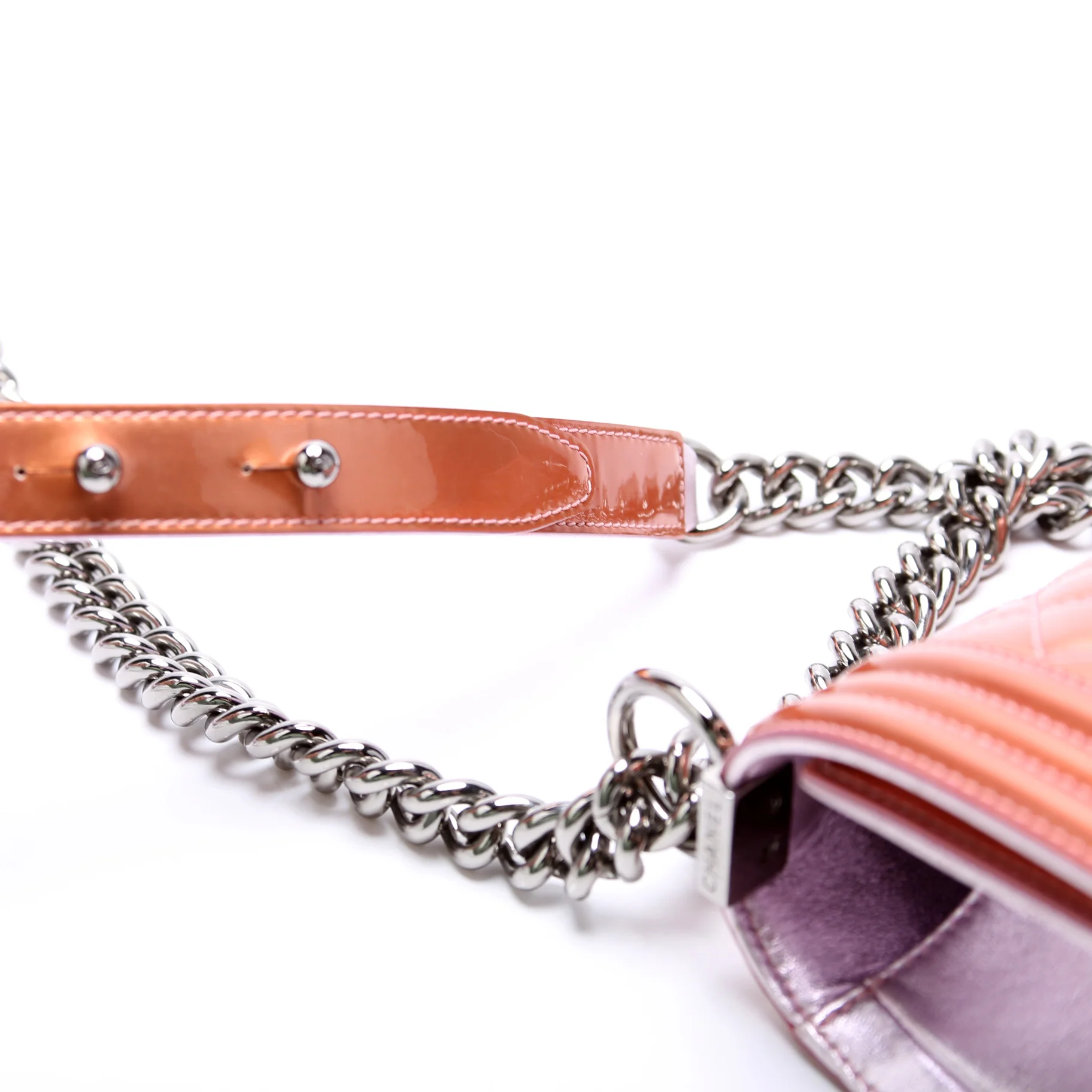 Boy Flap Medium Old 19M Rose Gold - Image 7