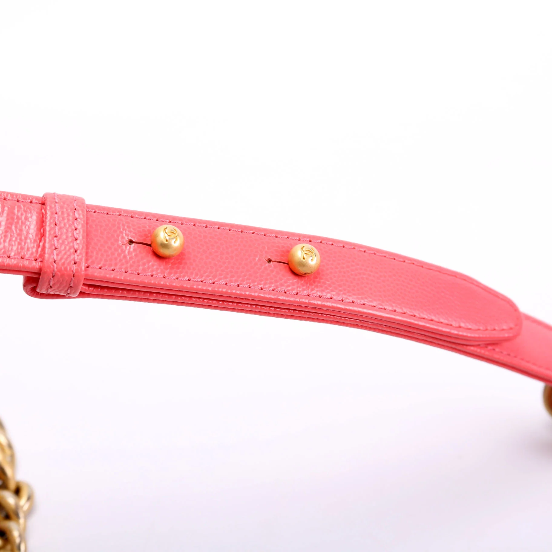 Boy Flap Medium Old Caviar 25M Coral - Image 9