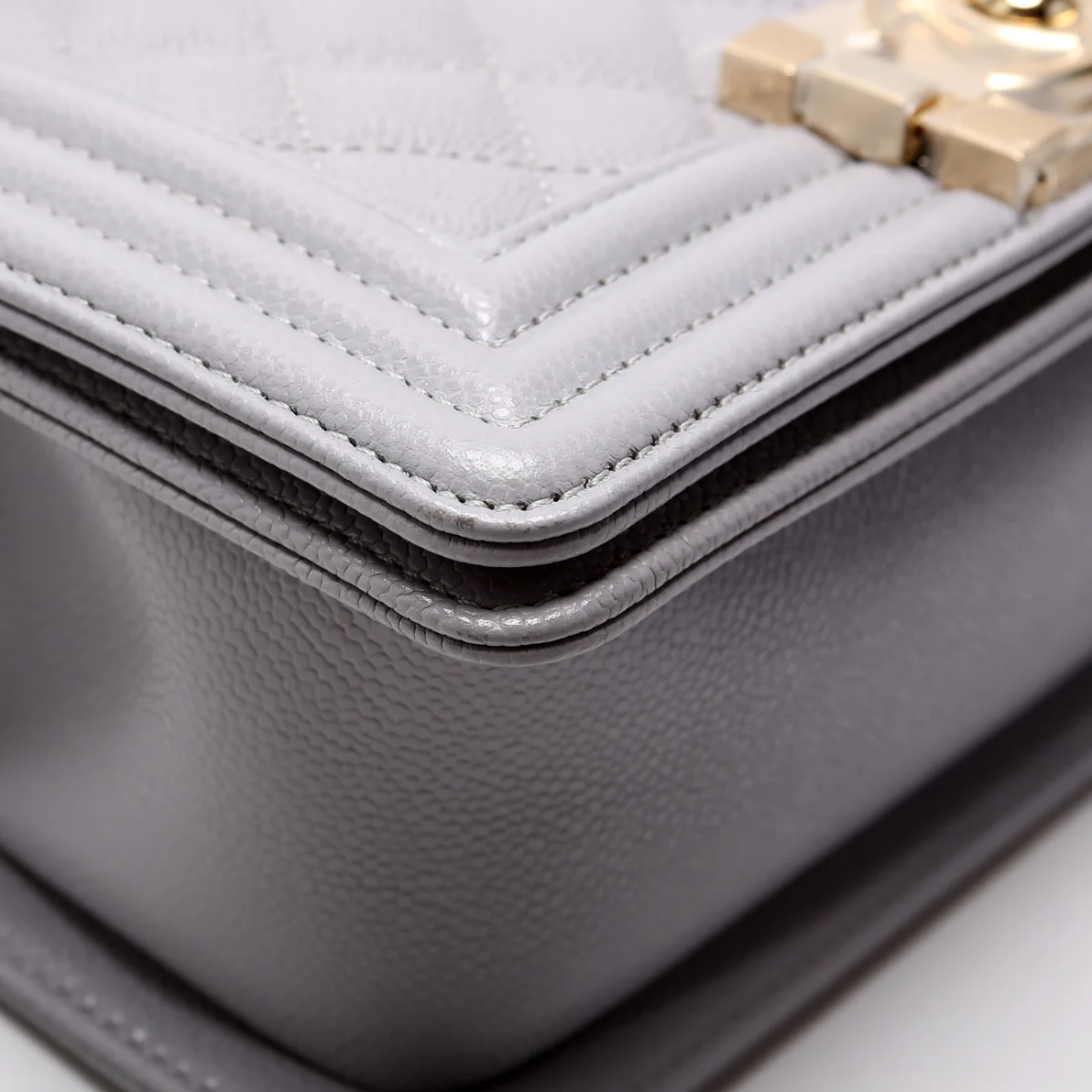 Boy Flap Small Caviar 32M - Image 5