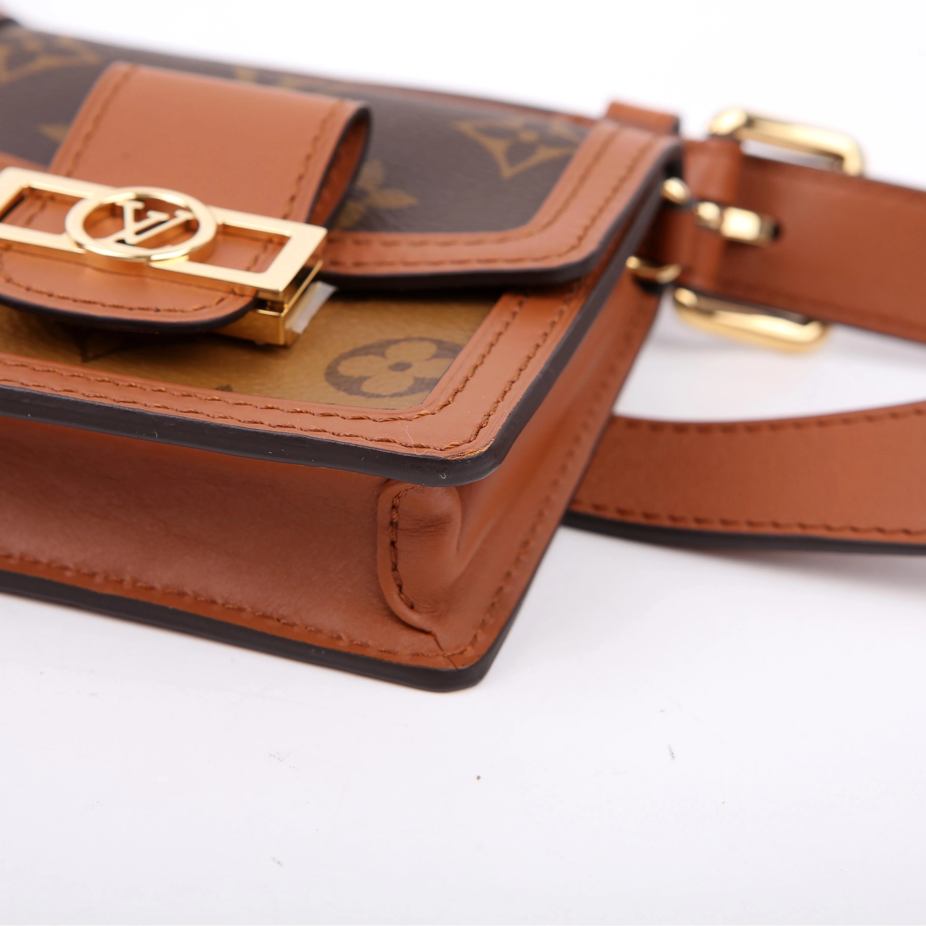 Bumbag Dauphine BB Reverse Monogram - Image 5