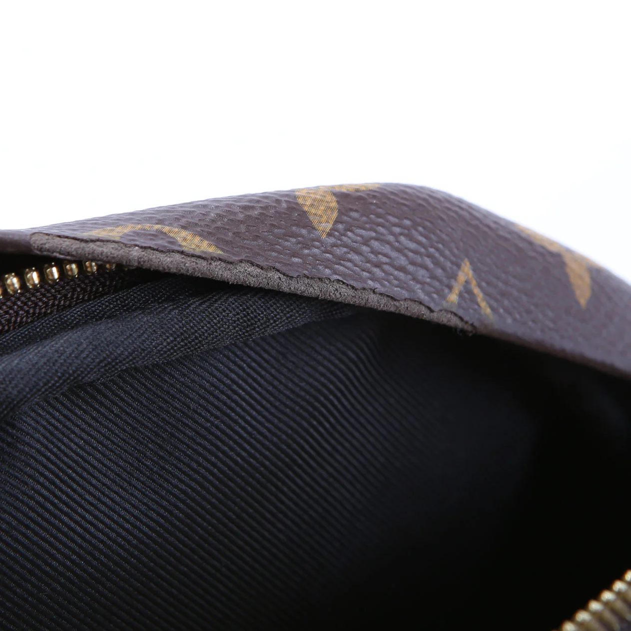 Bumbag Monogram 2021 - Image 10