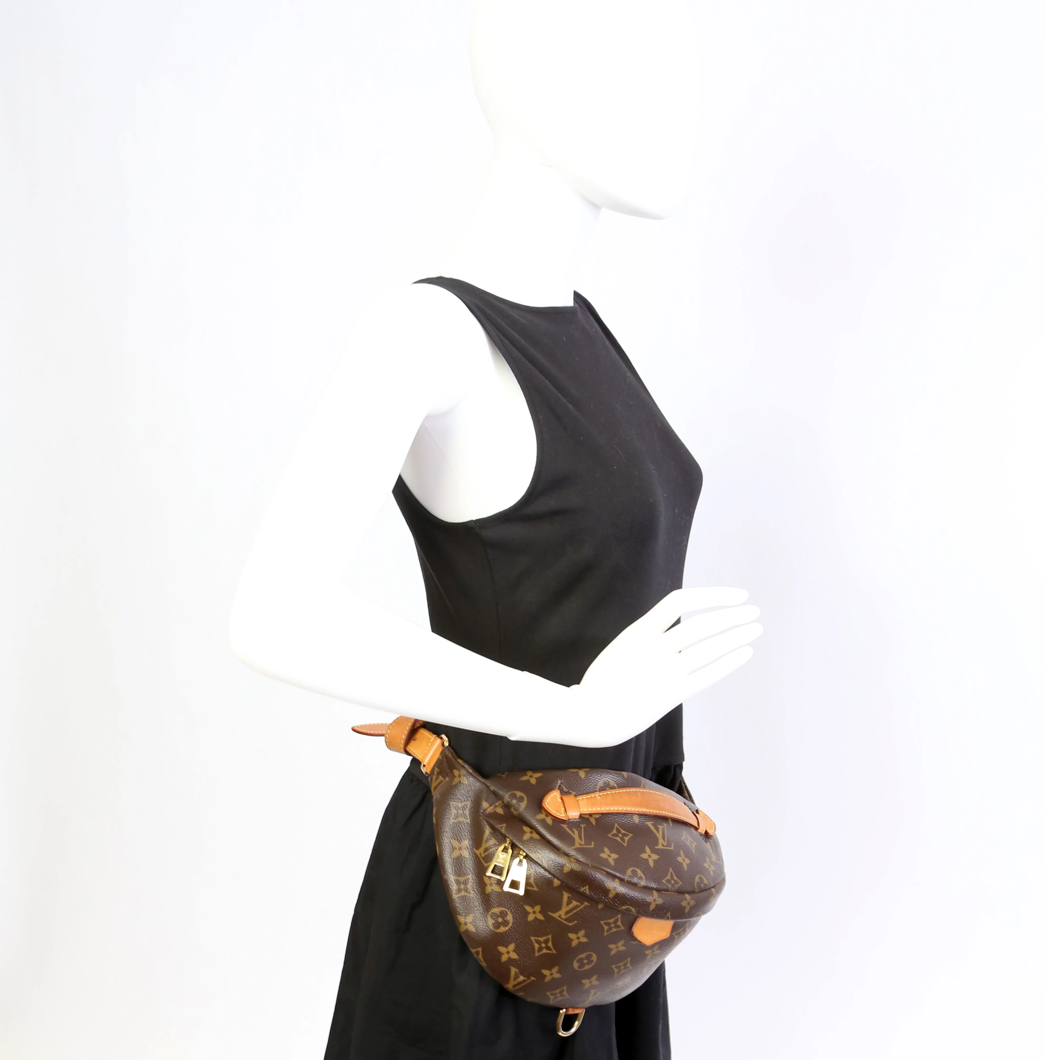 Bumbag Monogram - Image 17