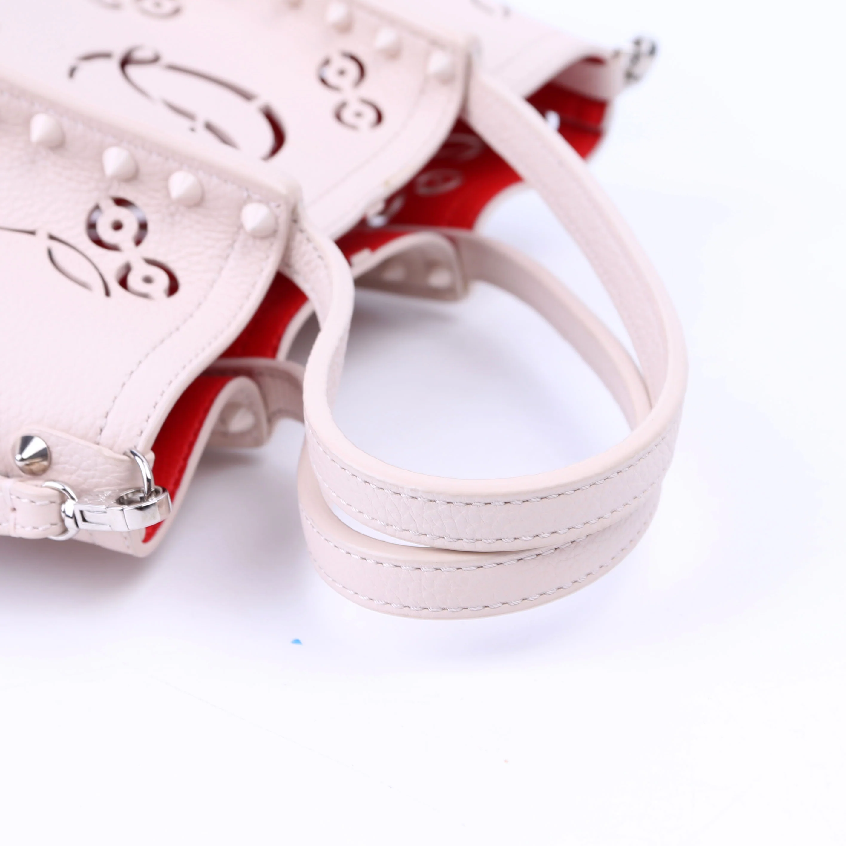 Cabarock Lasercut Shoulder Bag White - Image 10