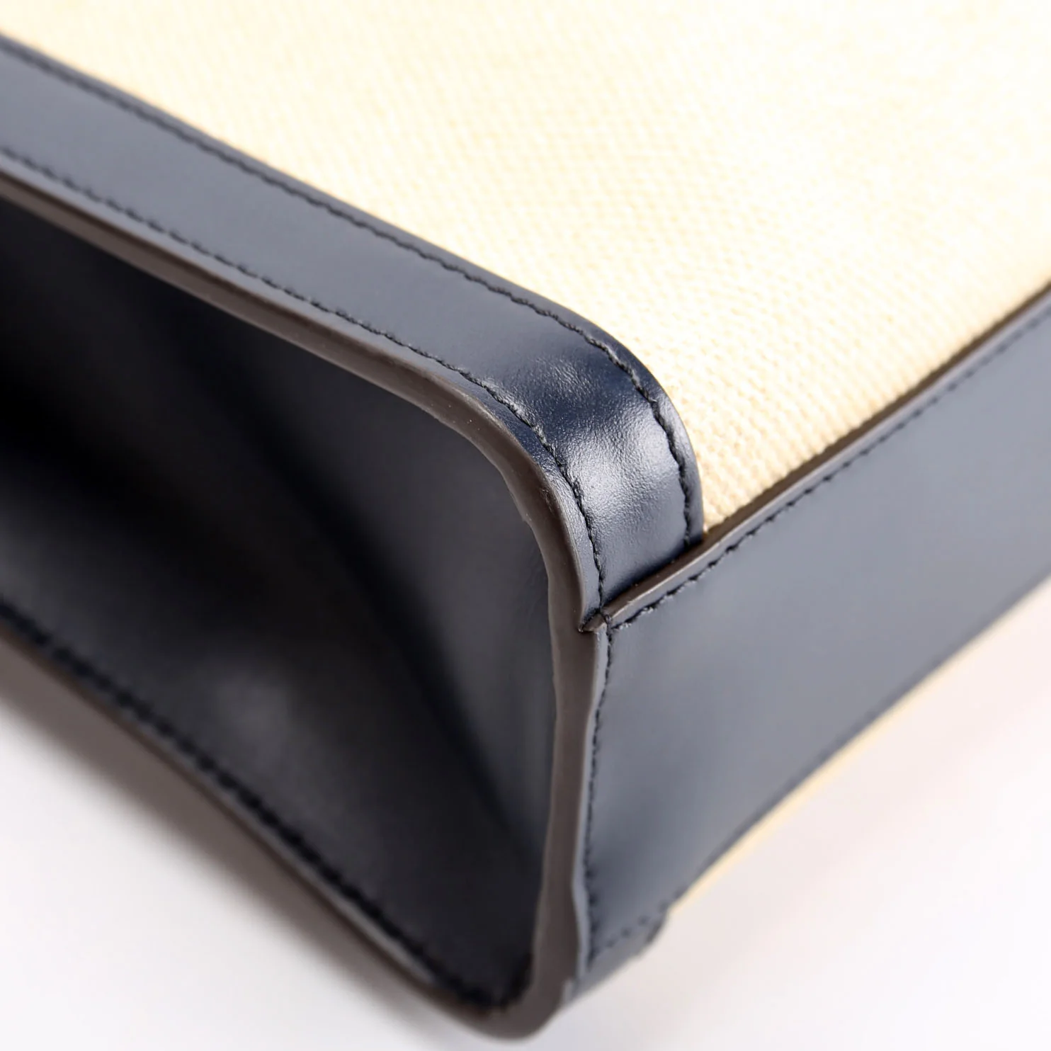 Cabas Vertical Small Canvas Tan - Image 5