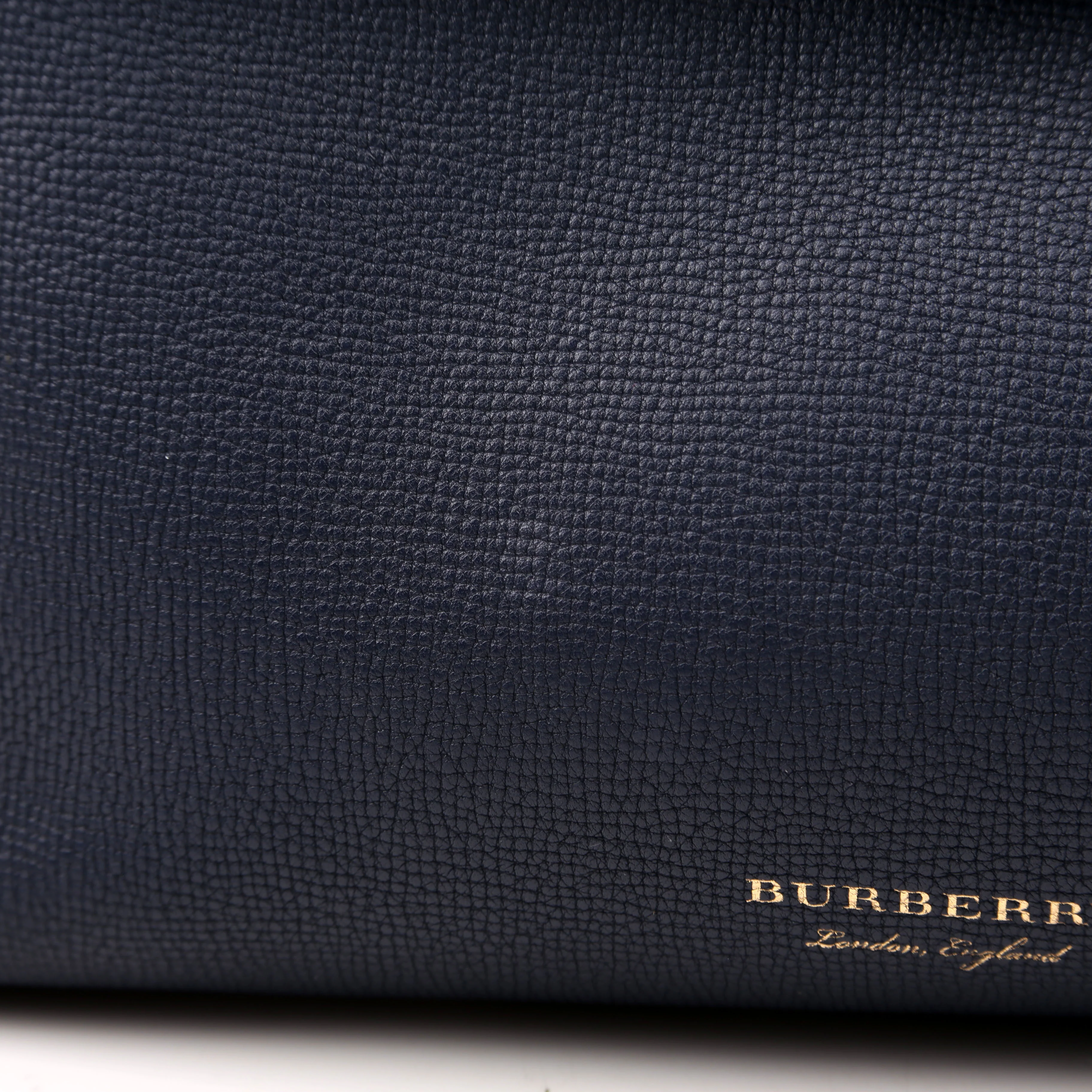 Camberley House Check Medium 4064313 Navy - Image 12