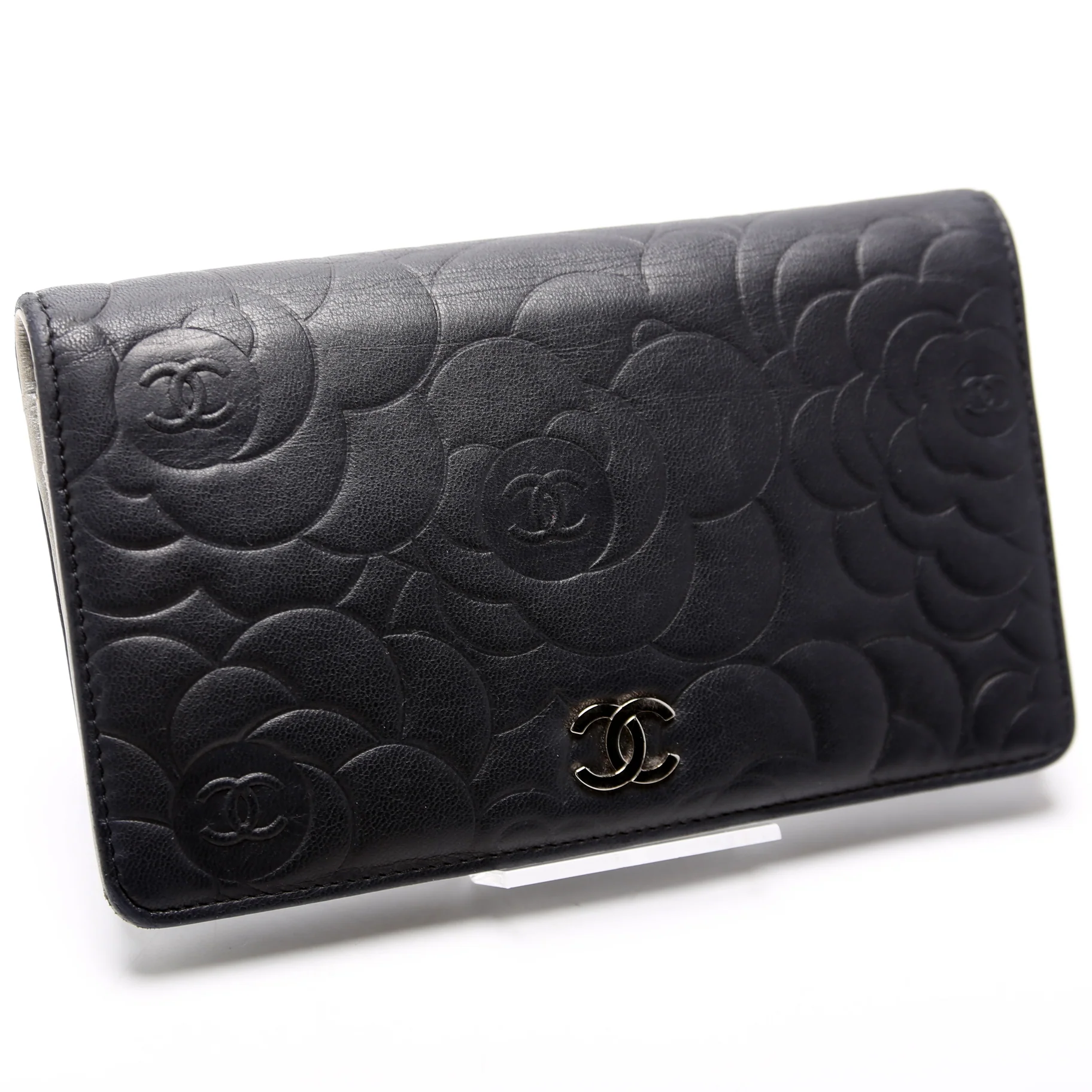 CAMELLIA EMB LONG FLAP WALLET 16M (A-) - Image 2
